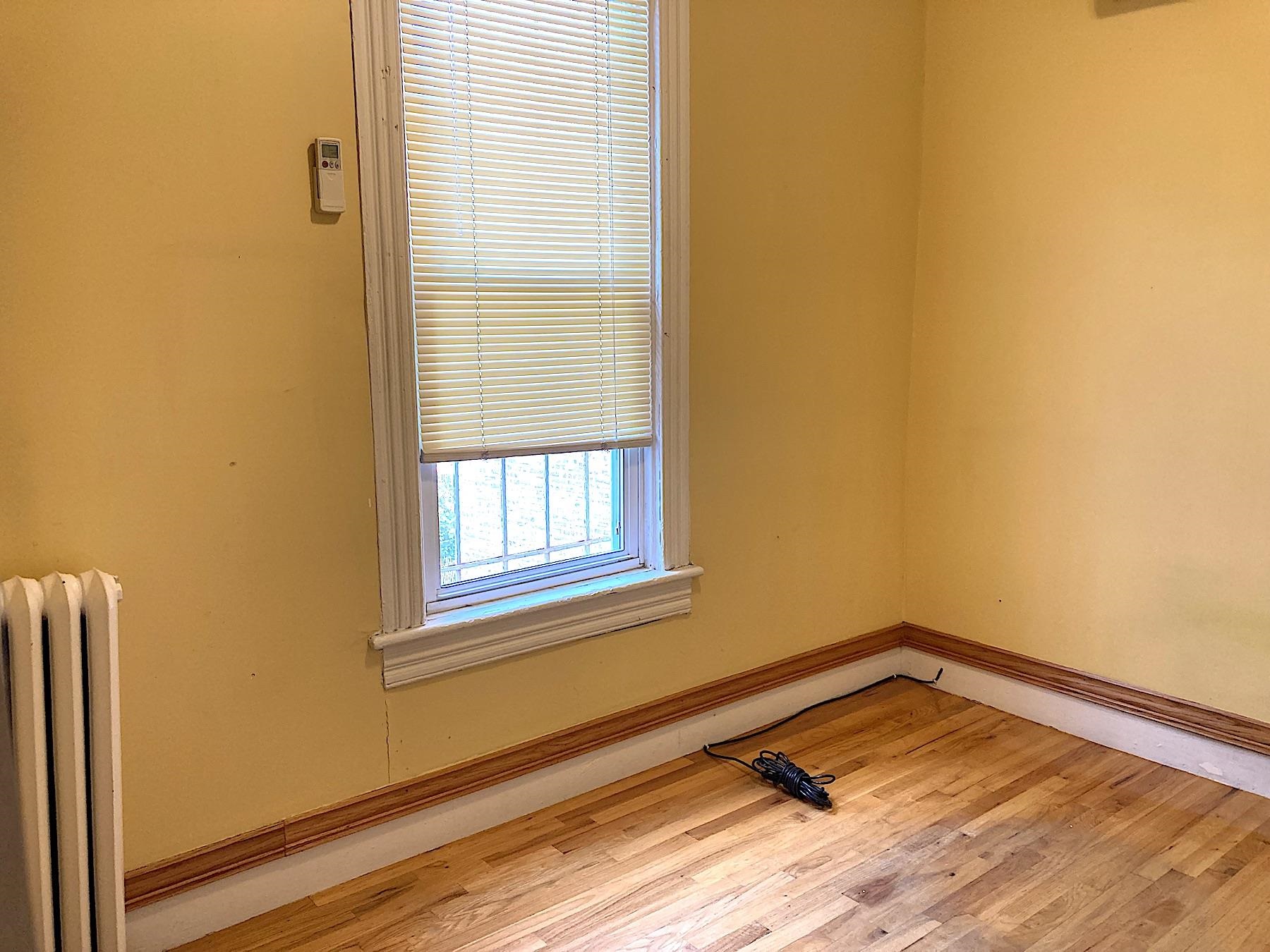 284 MAGNOLIA AVE Unit: 2