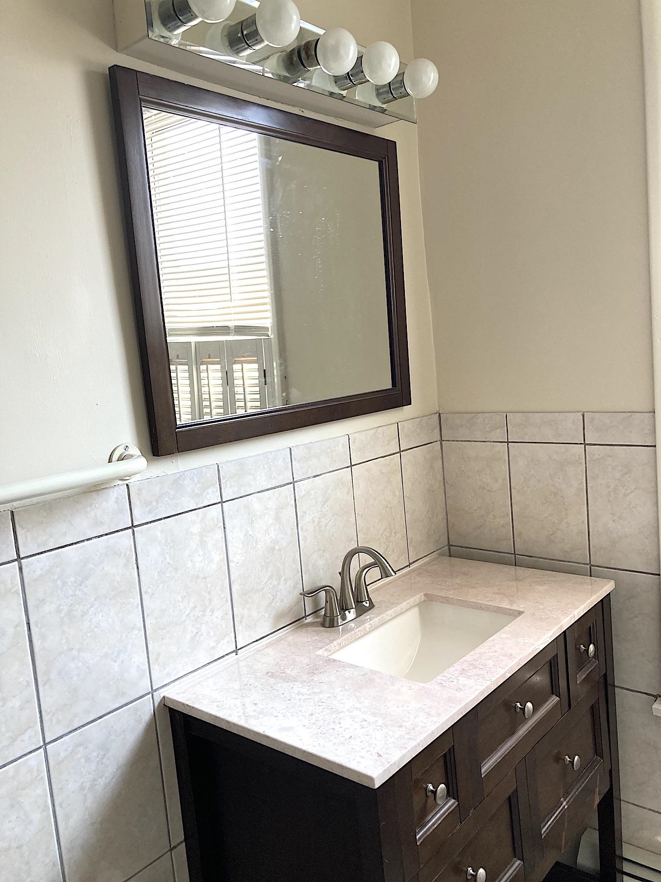 284 MAGNOLIA AVE Unit: 2