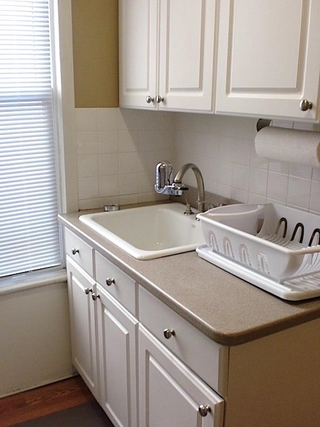 284 MAGNOLIA AVE Unit: 2