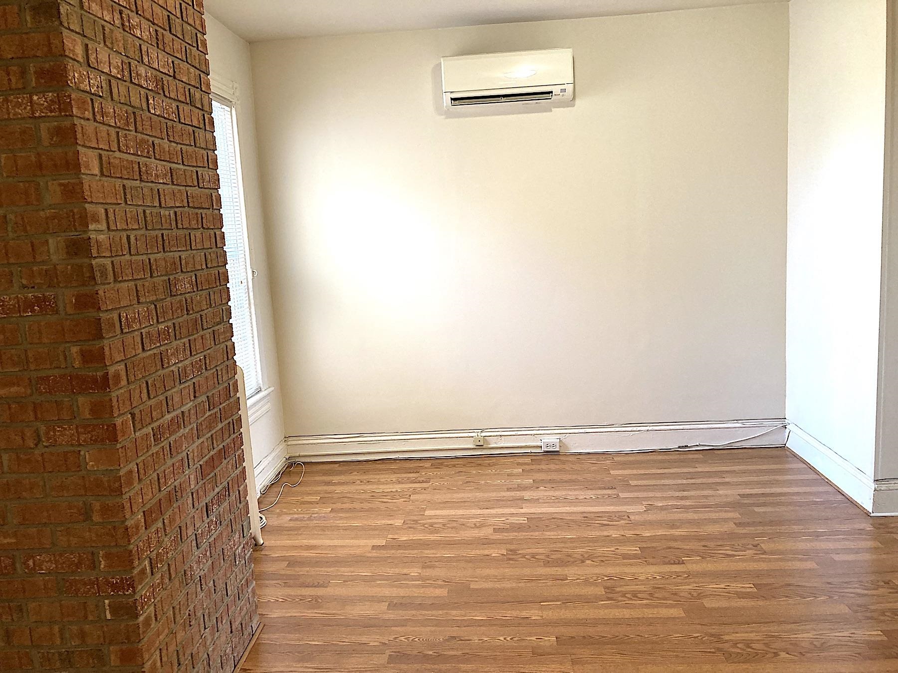 284 MAGNOLIA AVE Unit: 2