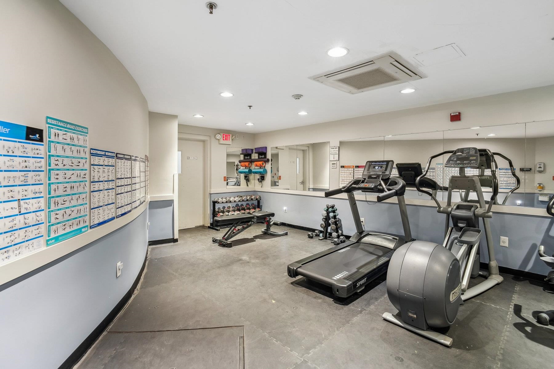 61 GRAND ST Unit: 2C