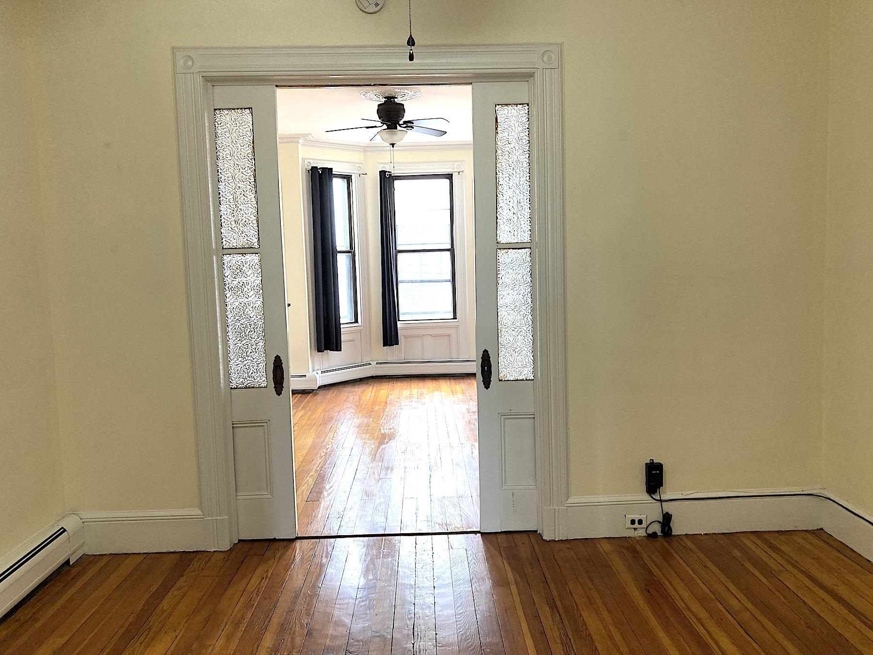 132 GRIFFITH ST Unit: 2