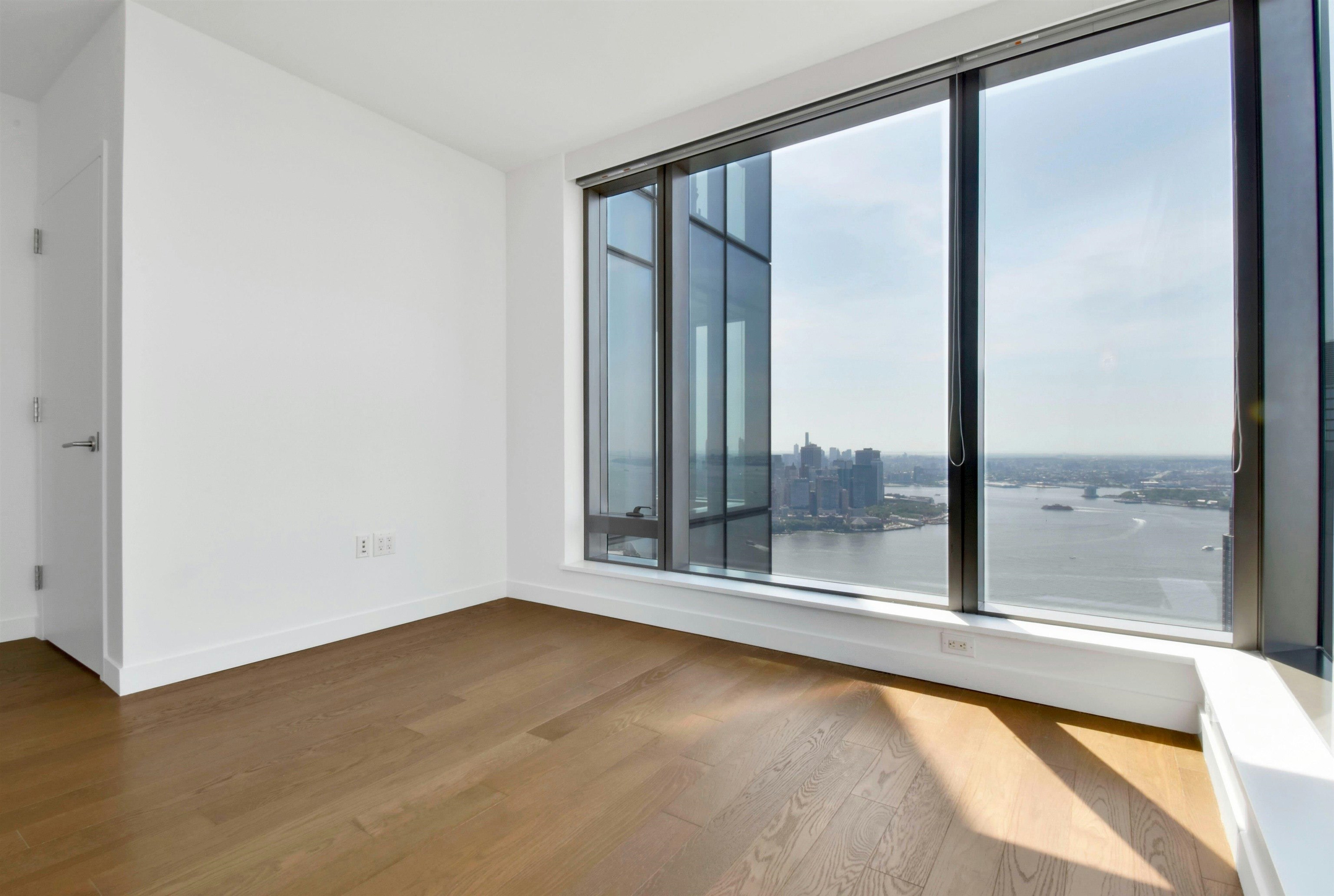 99 HUDSON ST Unit: 6512