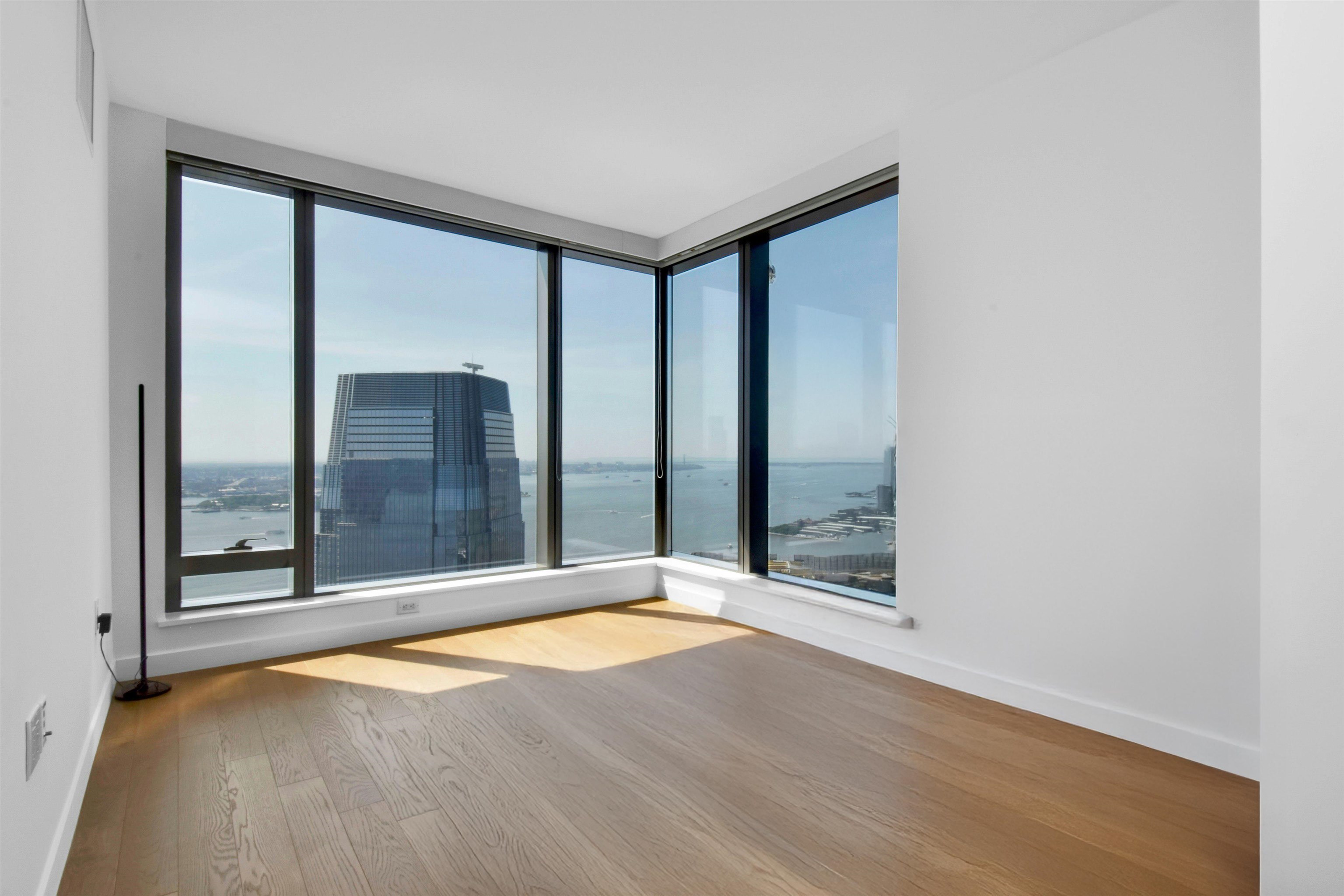 99 HUDSON ST Unit: 6512