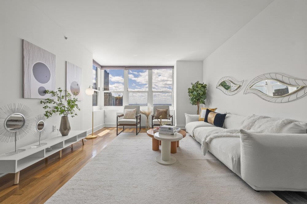 88 MORGAN ST Unit: 4306R