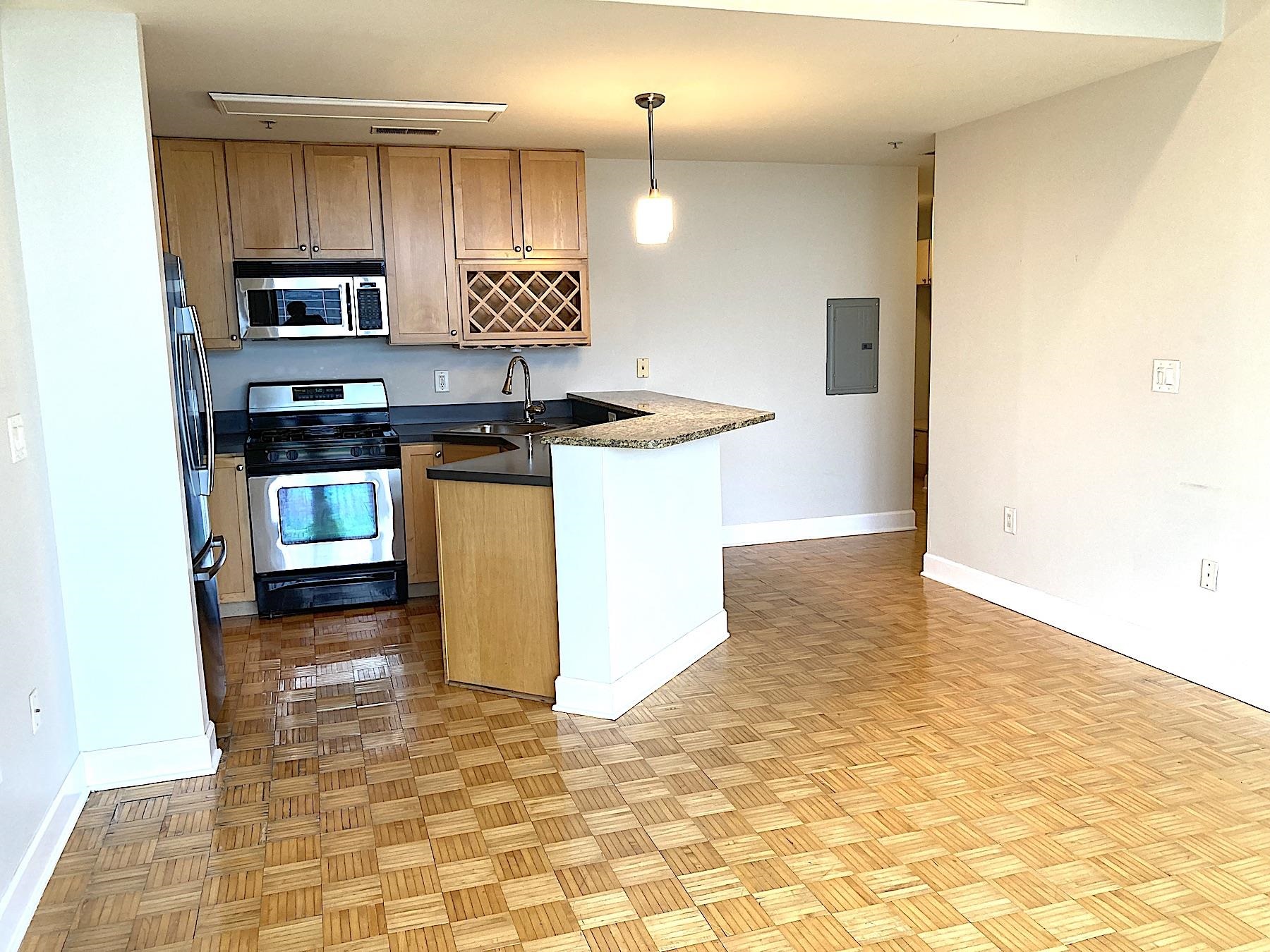 610 NEWARK ST Unit: 9B