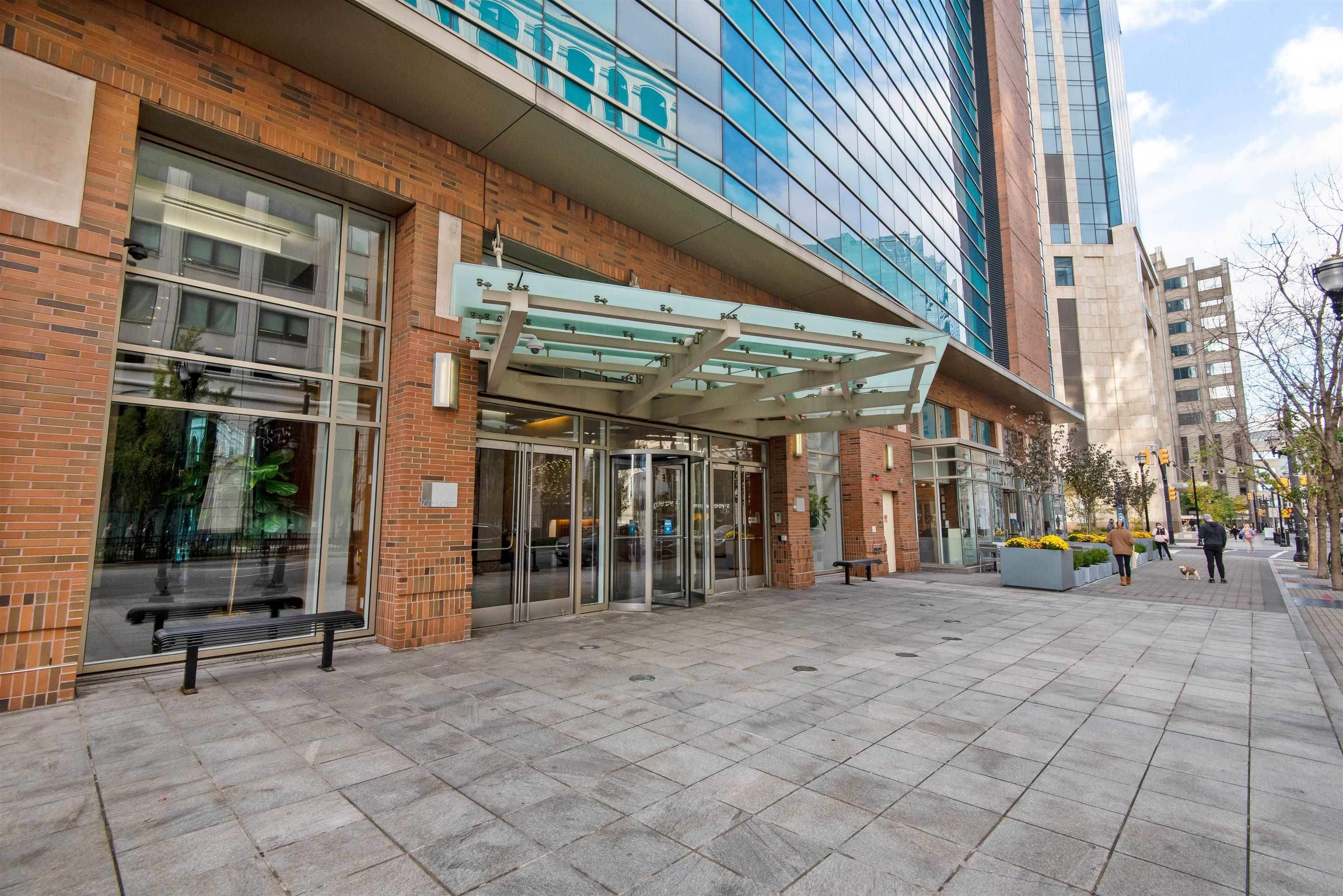 77 HUDSON ST Unit: 2102