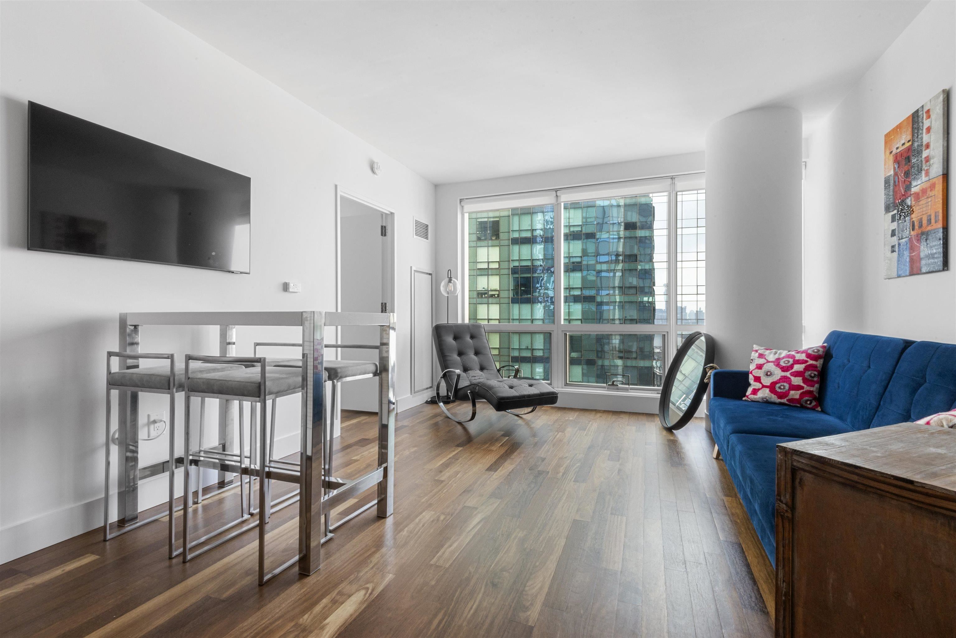 77 HUDSON ST Unit: 2102