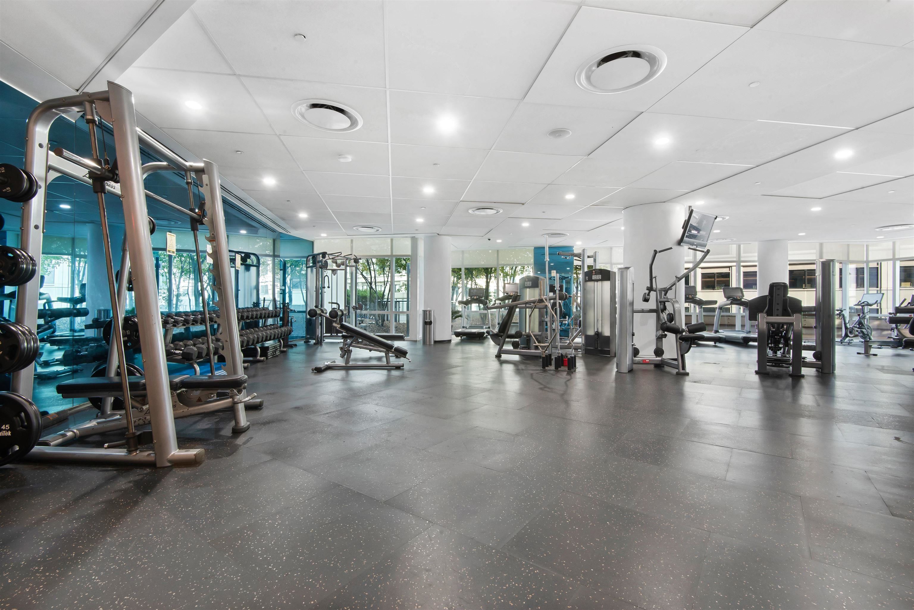 77 HUDSON ST Unit: 2102