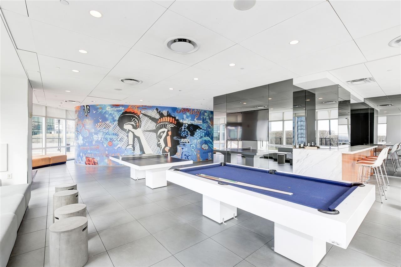 77 HUDSON ST Unit: 2102
