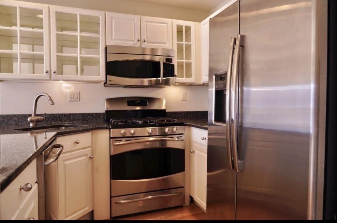 84 ADAMS ST Unit: 3C