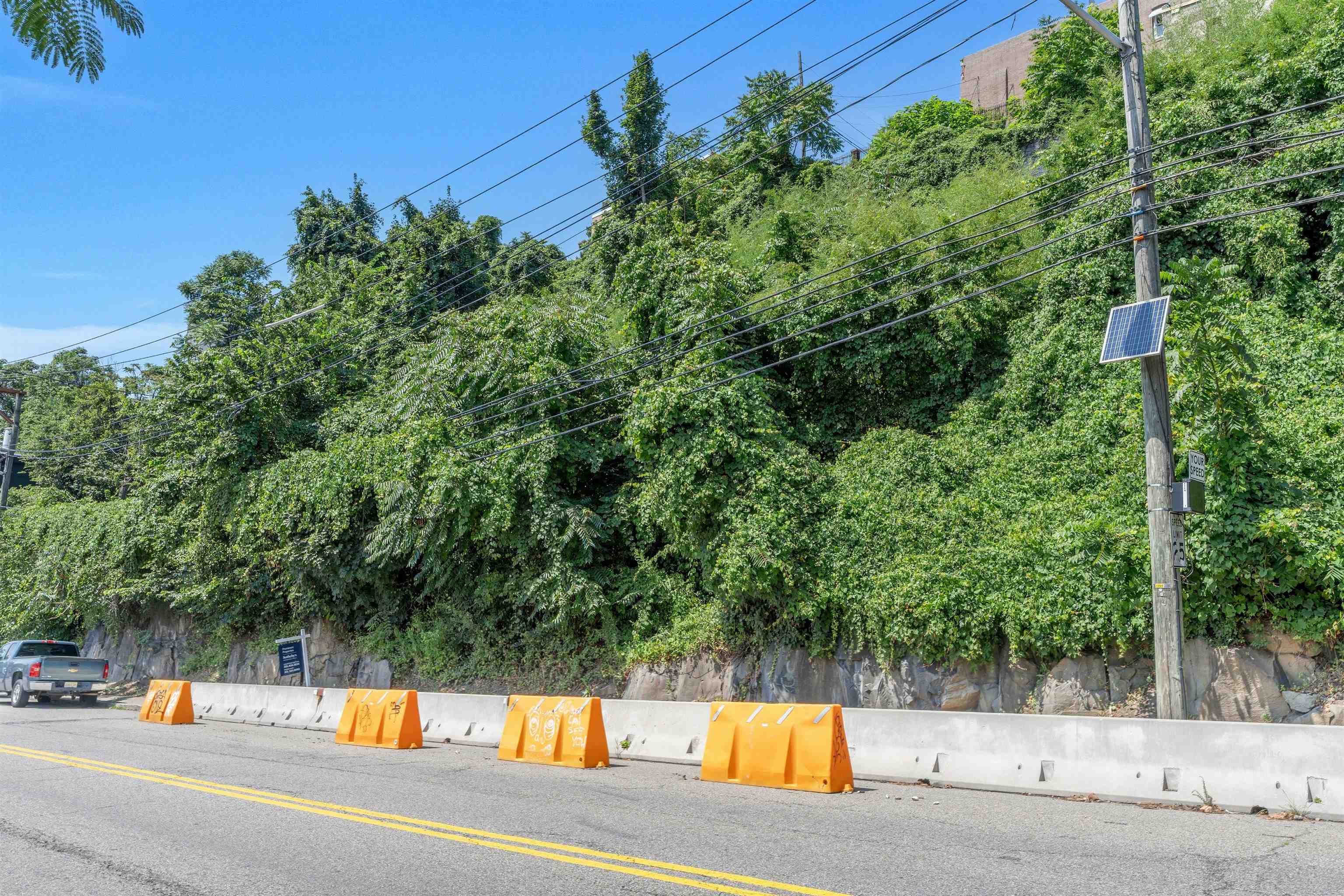 55 HACKENSACK PLANK RD