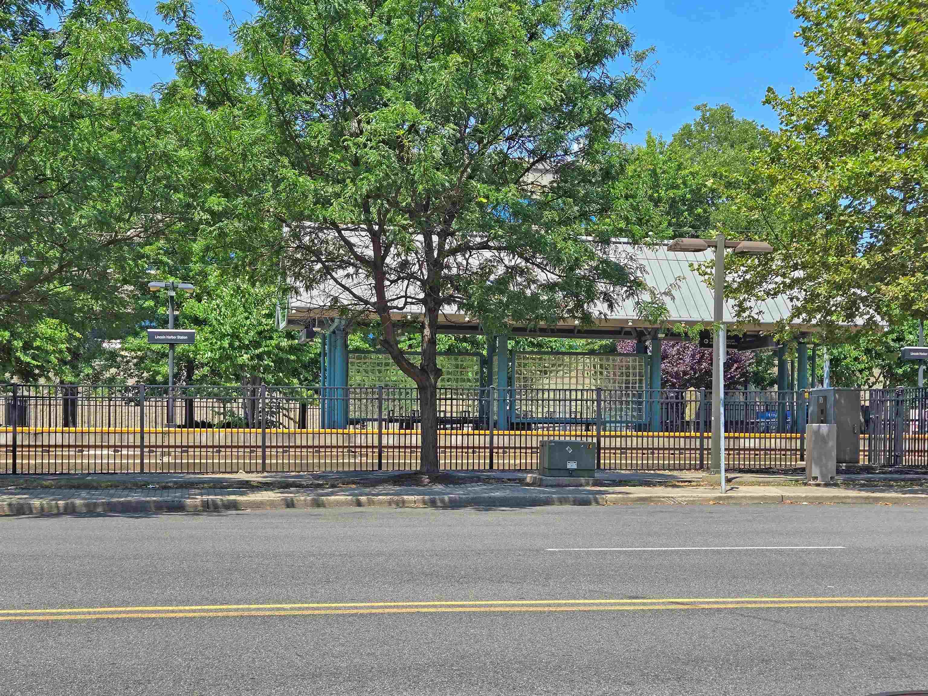 55 HACKENSACK PLANK RD