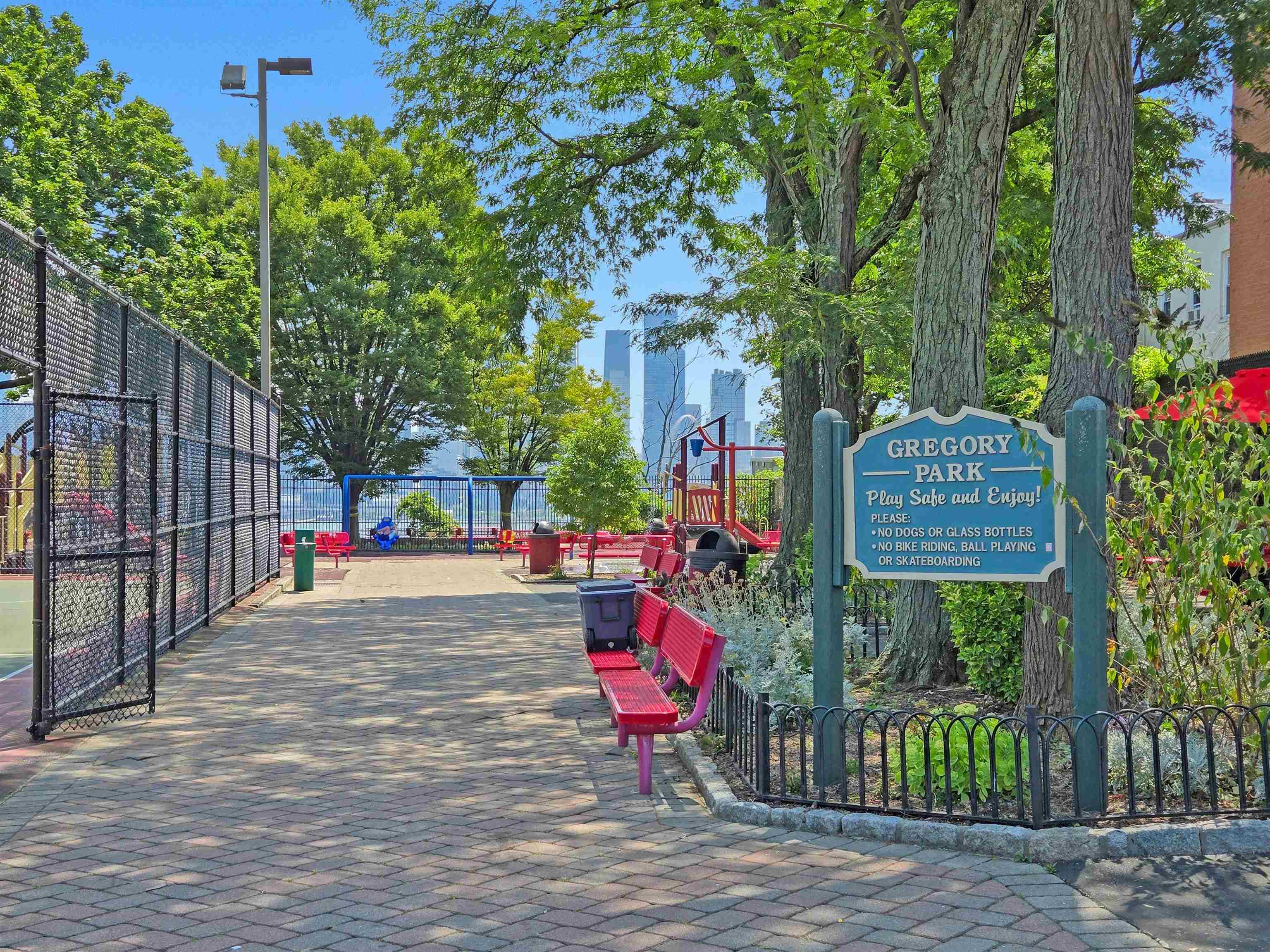 55 HACKENSACK PLANK RD