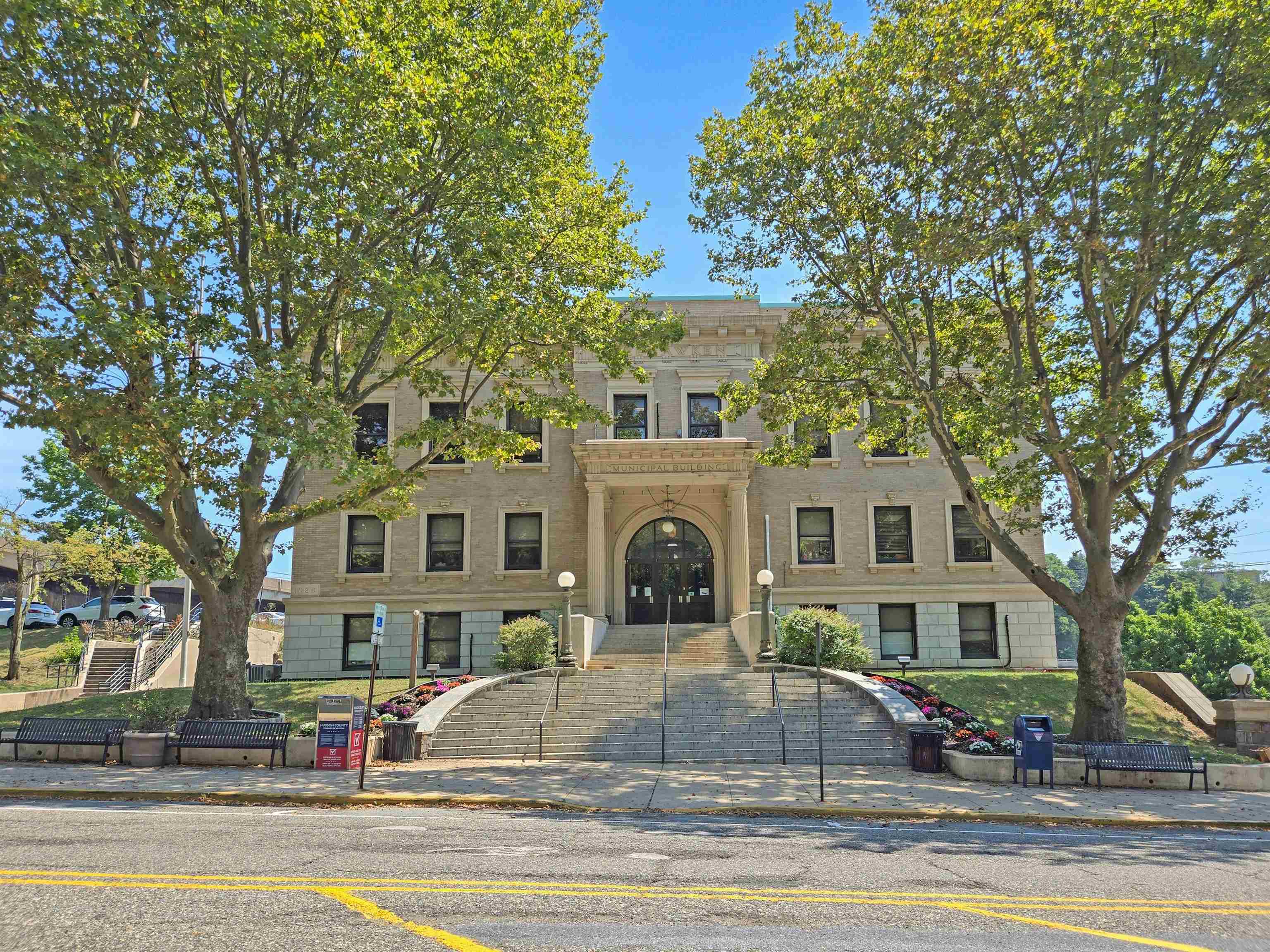 55 HACKENSACK PLANK RD