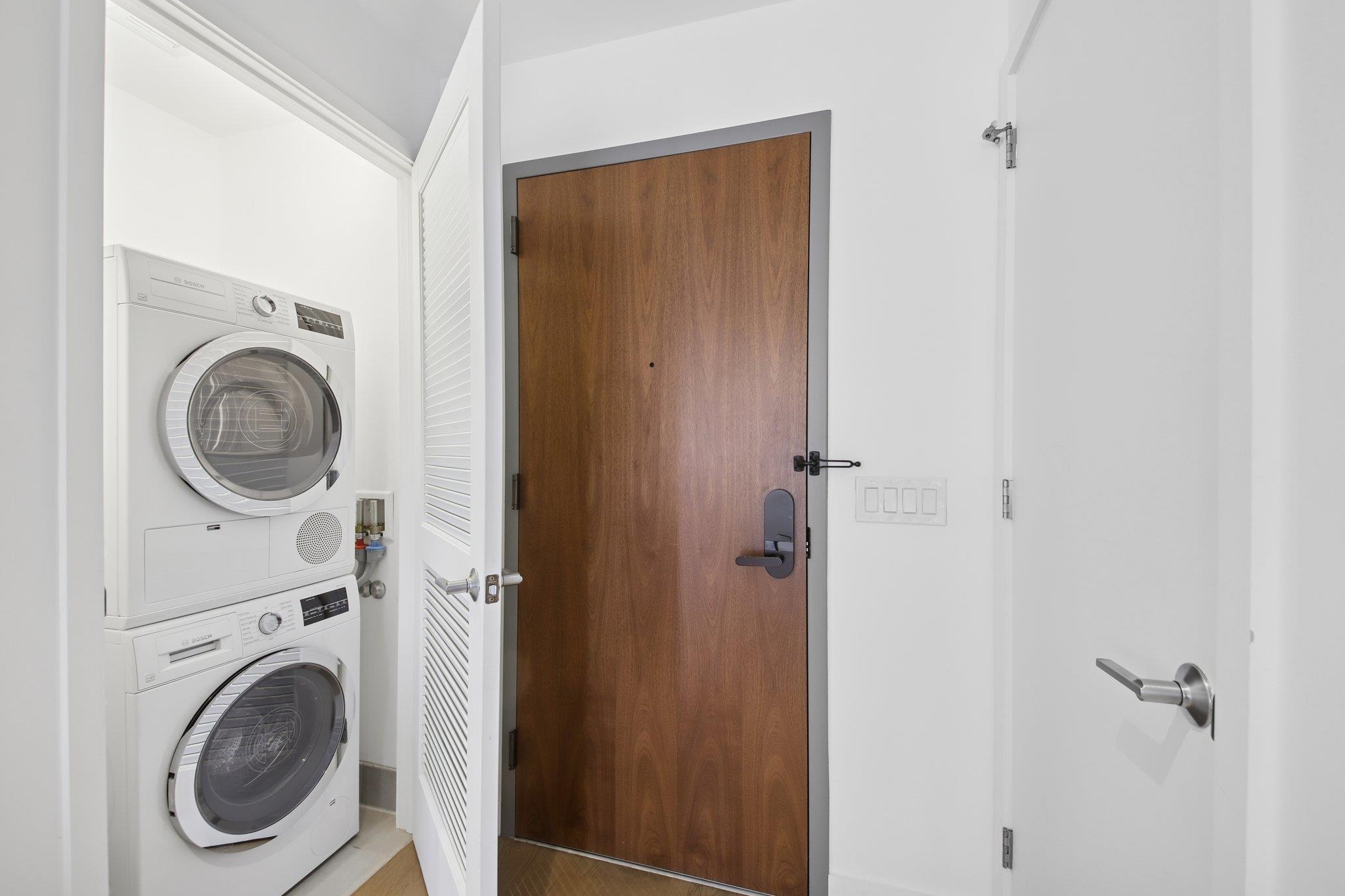 75 PARK LANE SOUTH Unit: 1409