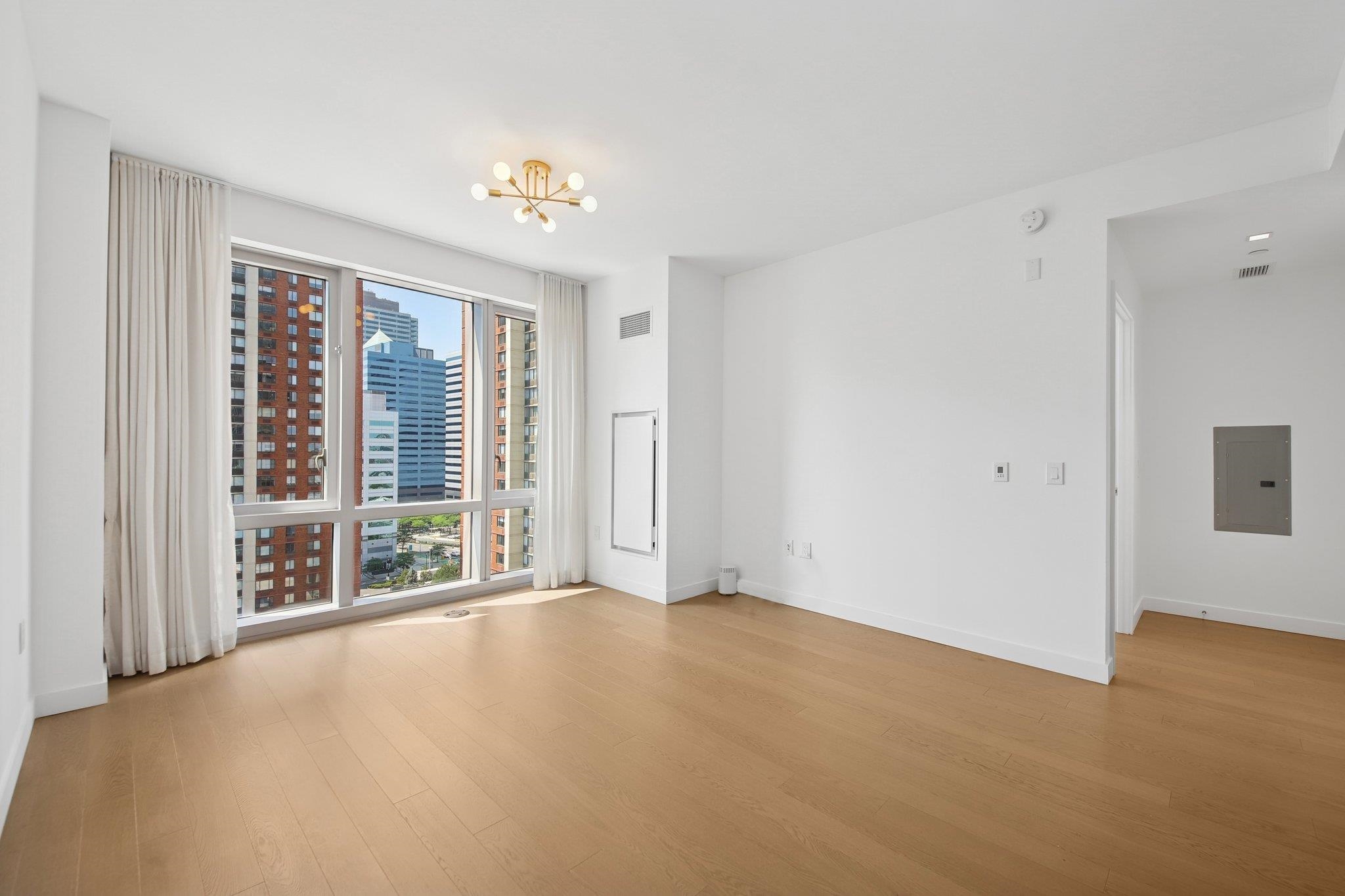 75 PARK LANE SOUTH Unit: 1409