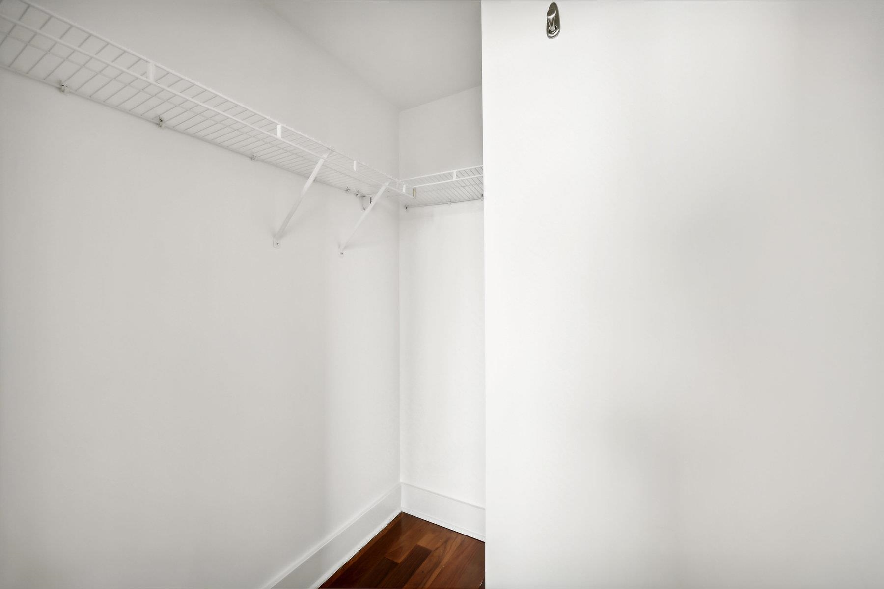 88 MORGAN ST Unit: 3406