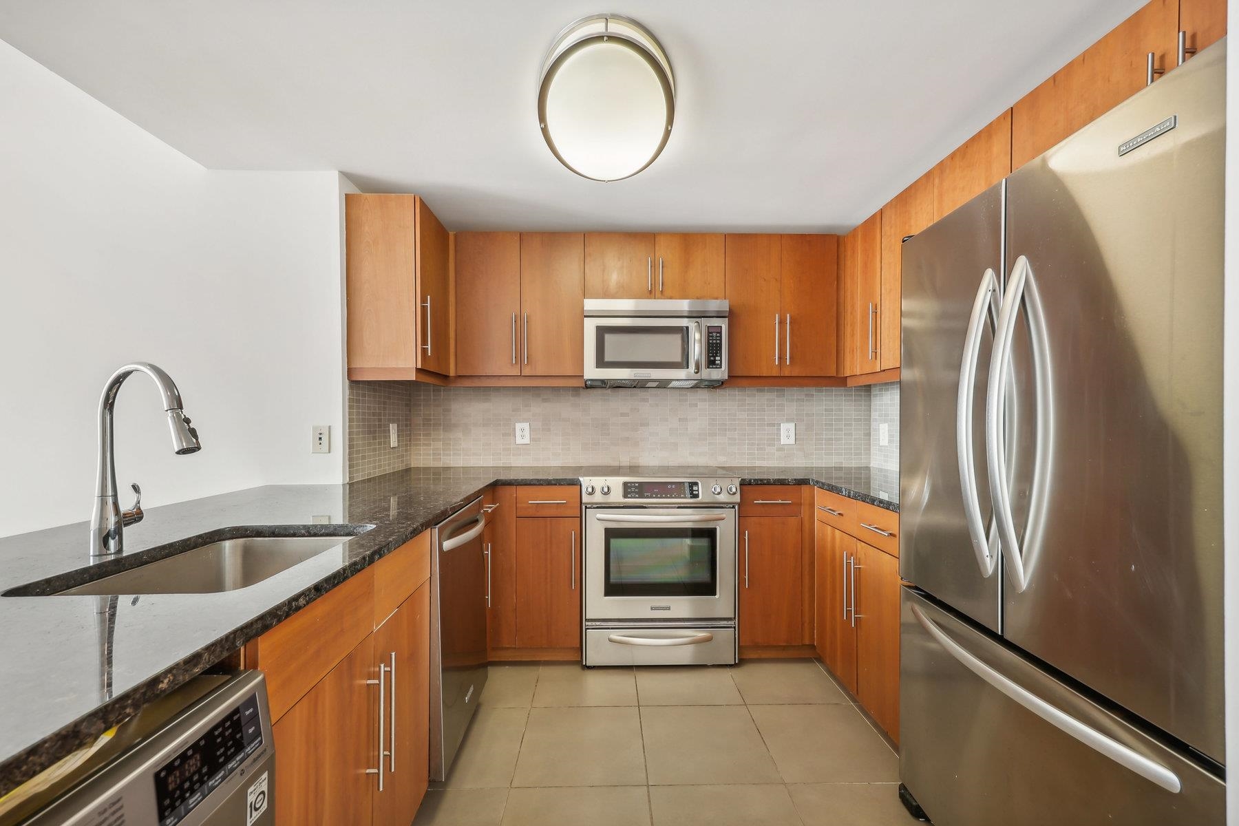 88 MORGAN ST Unit: 3406