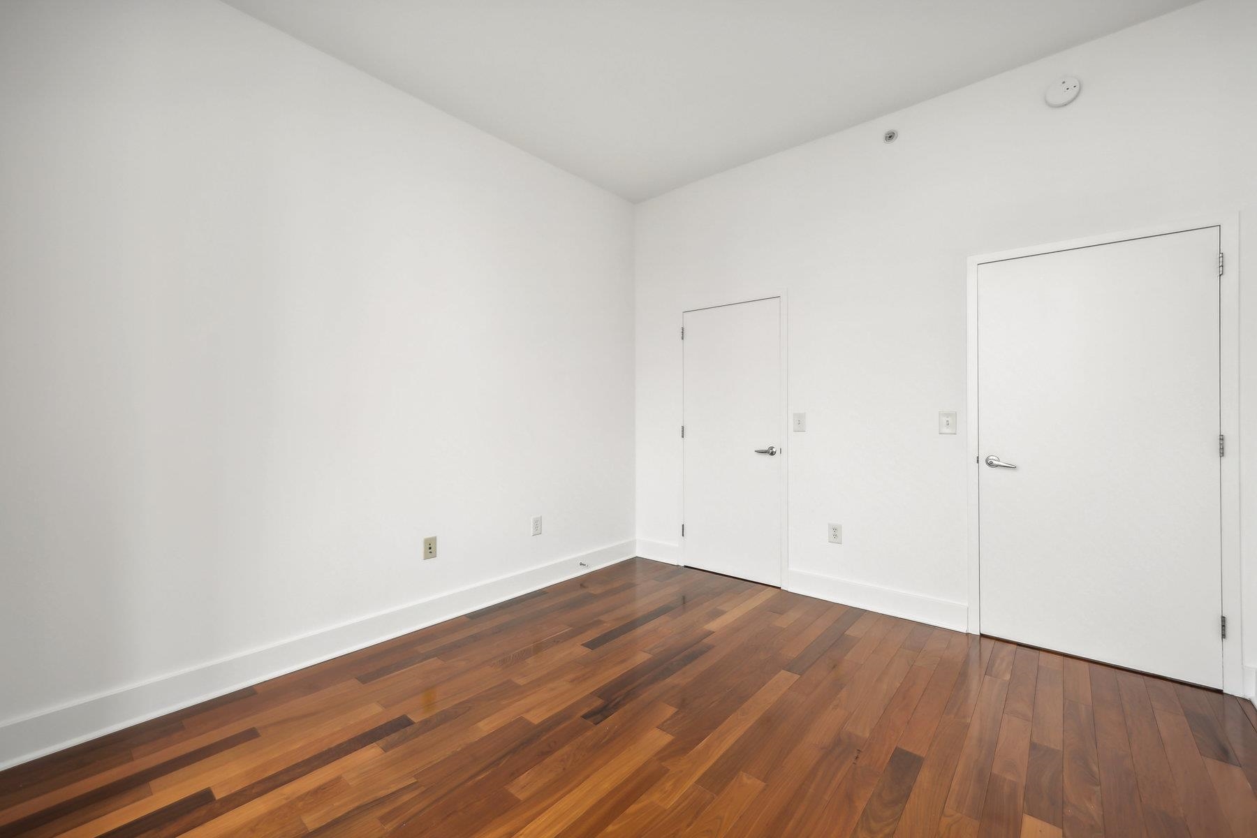 88 MORGAN ST Unit: 3406