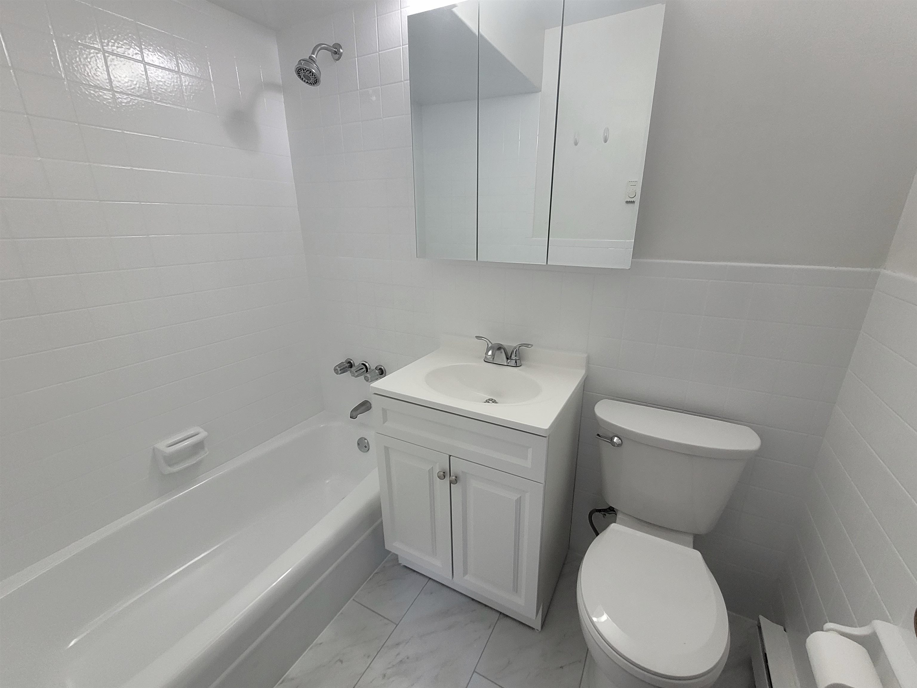 7020 POLK ST Unit: 5