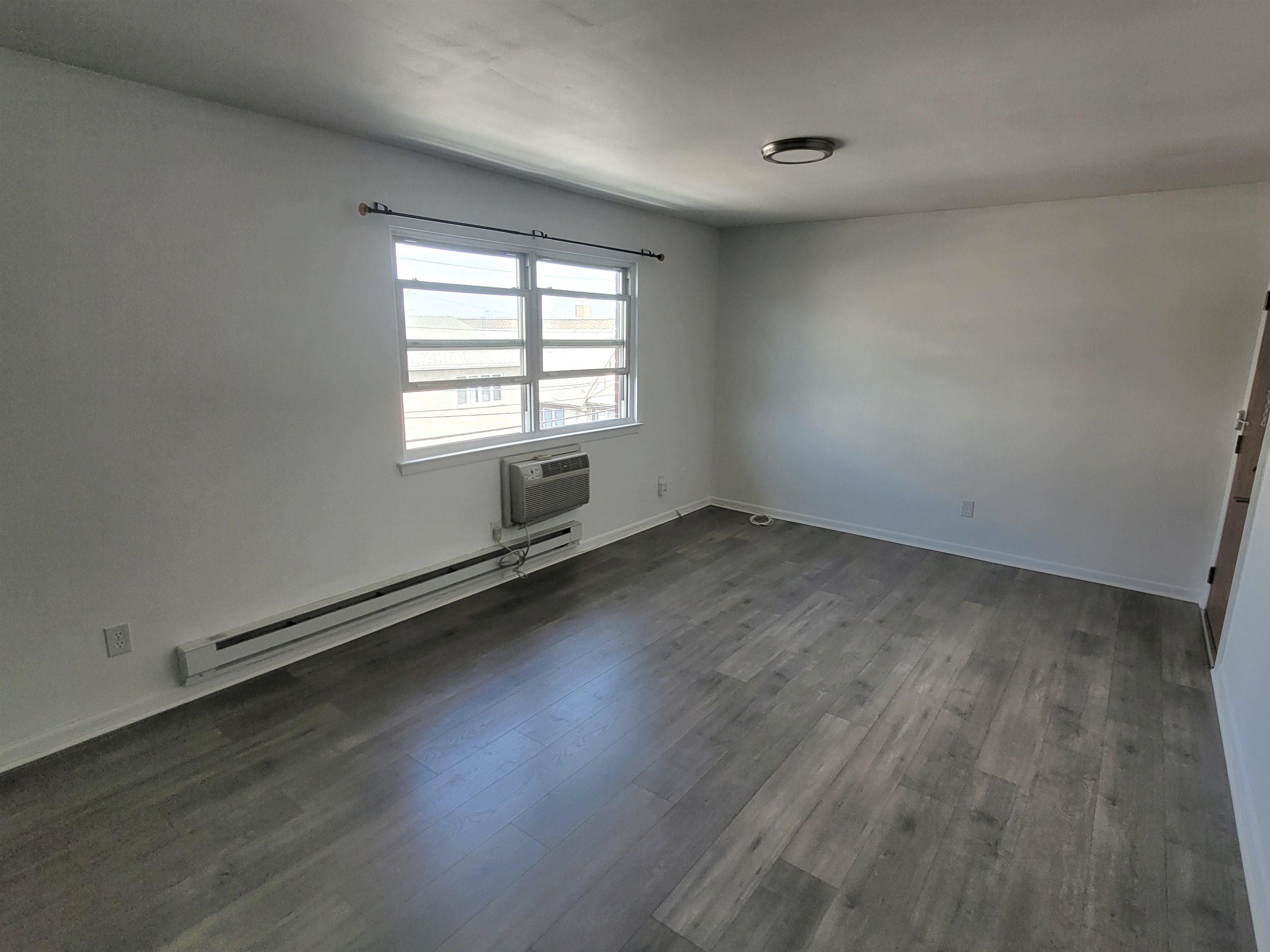 7020 POLK ST Unit: 5