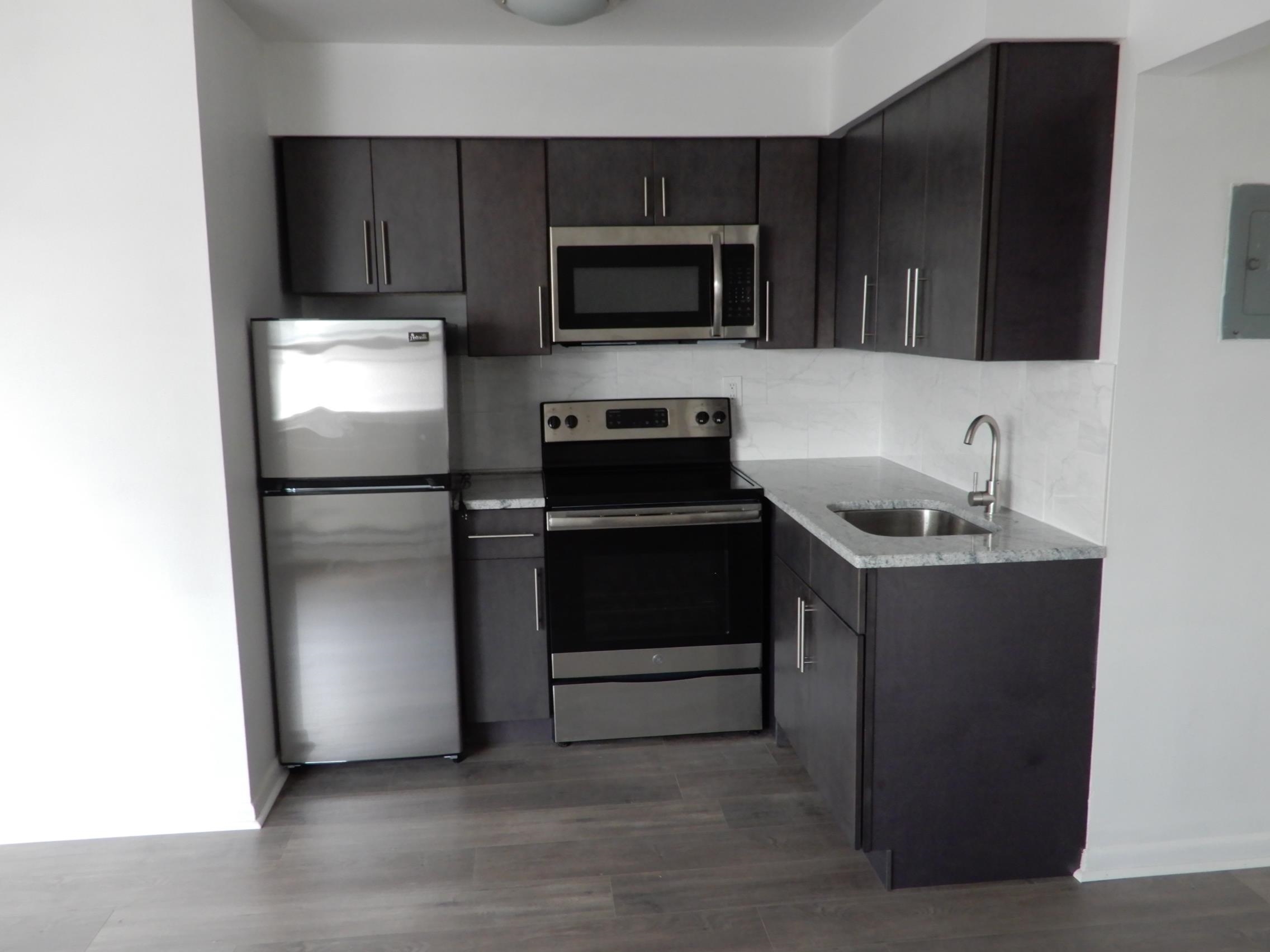 7020 POLK ST Unit: 5