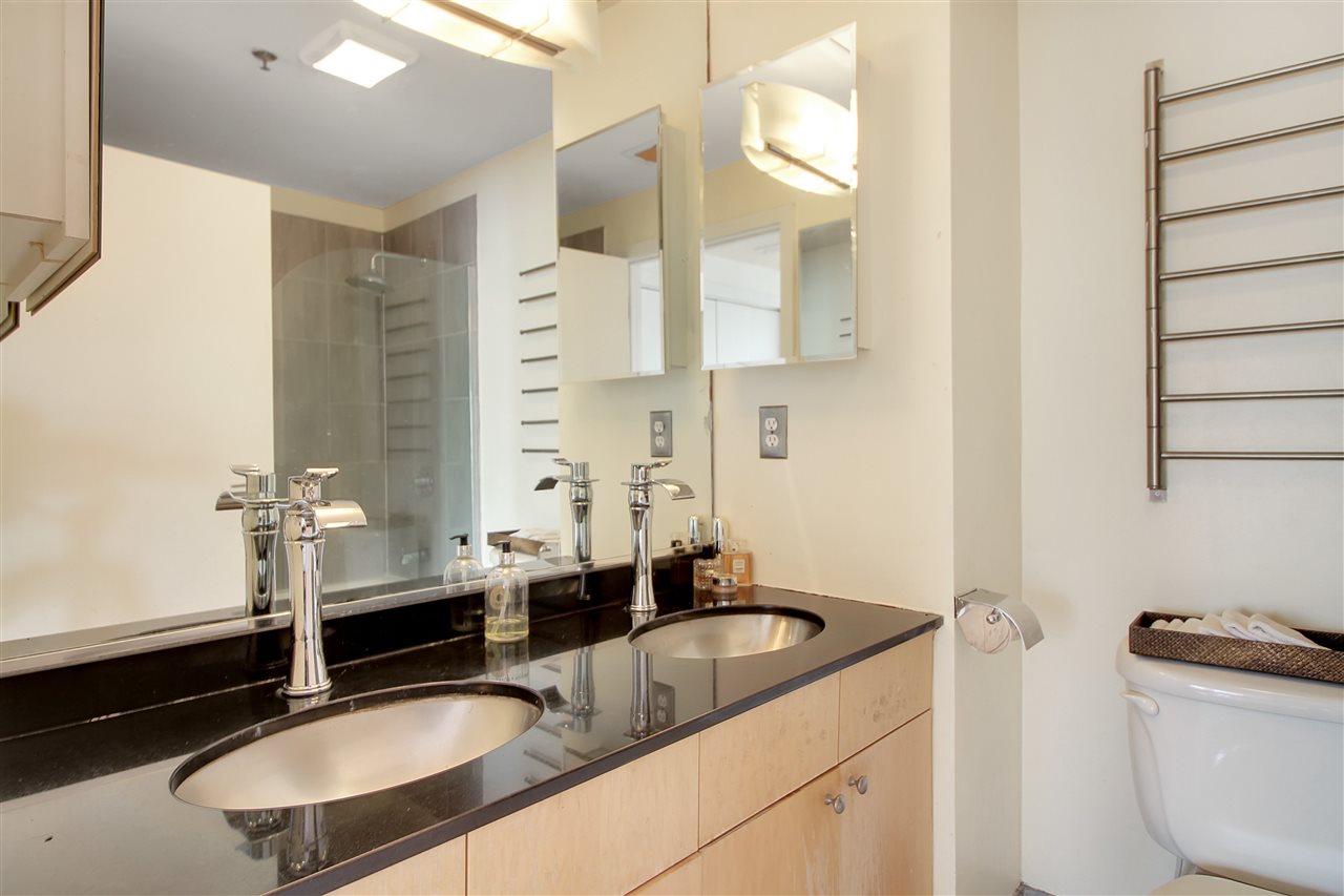 701 MONROE ST Unit: 4a