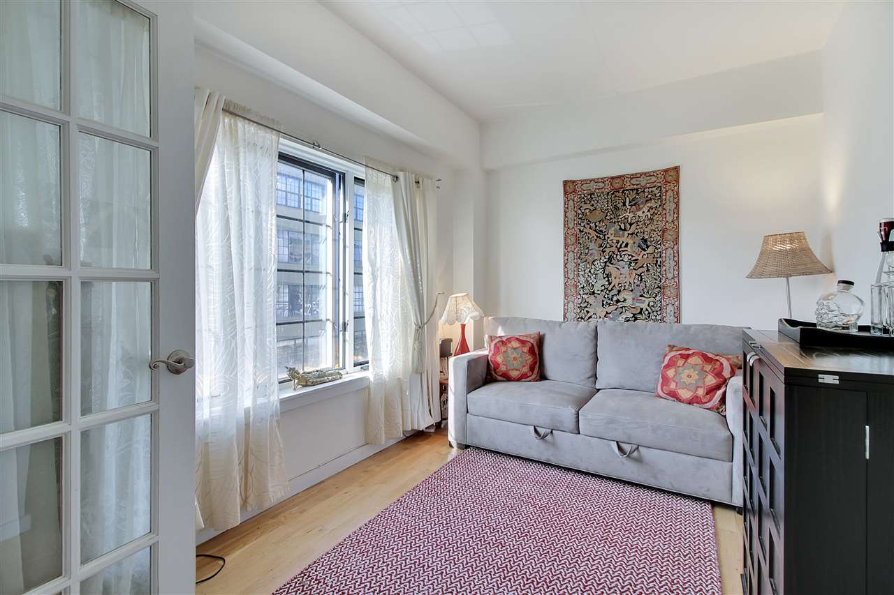 701 MONROE ST Unit: 4a