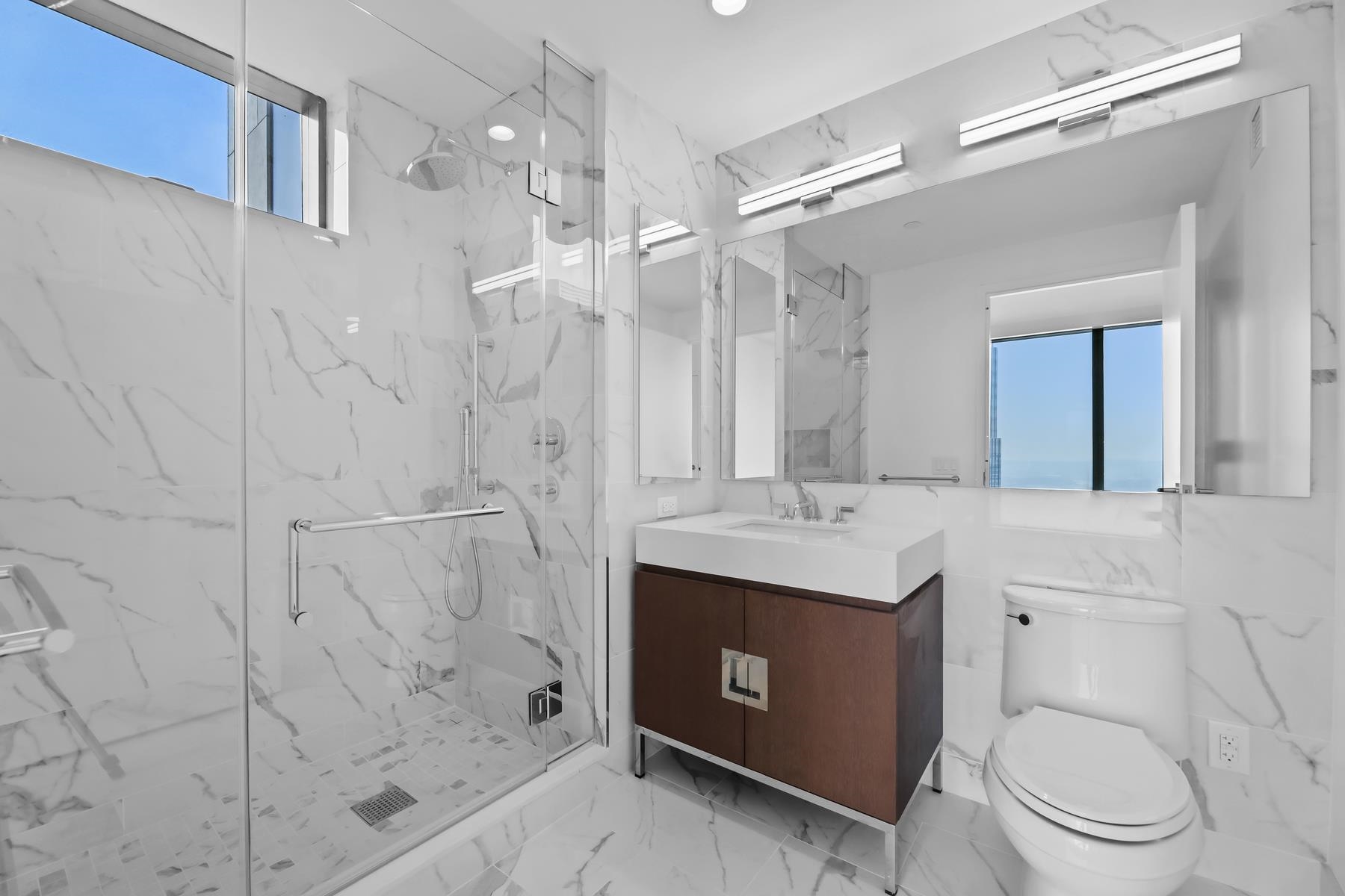 99 HUDSON ST Unit: 2012