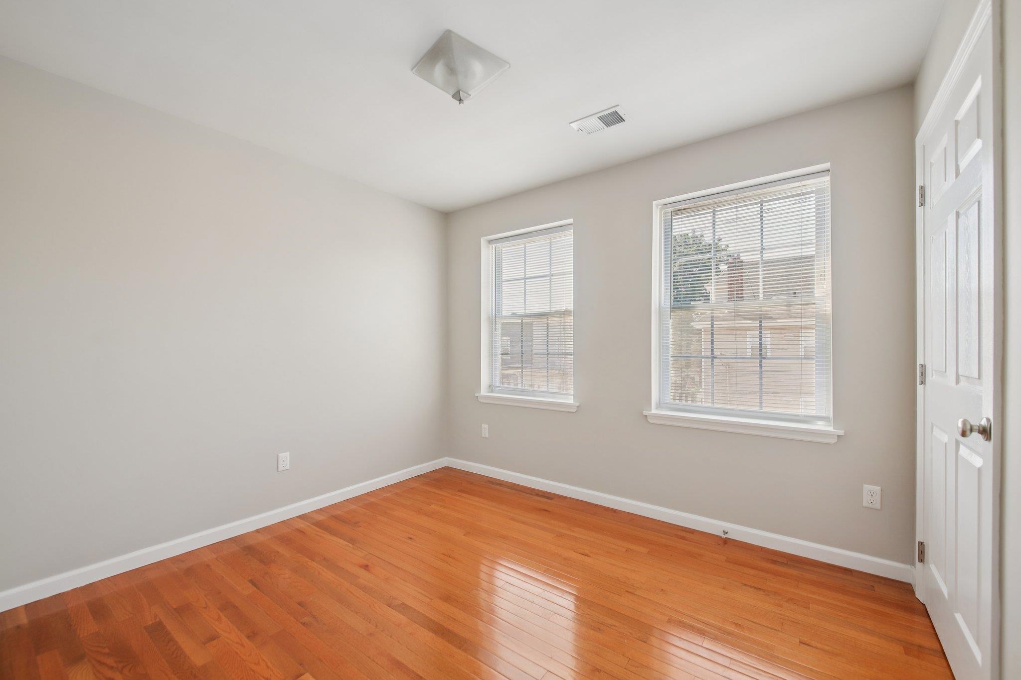 314 AVENUE B Unit: 2