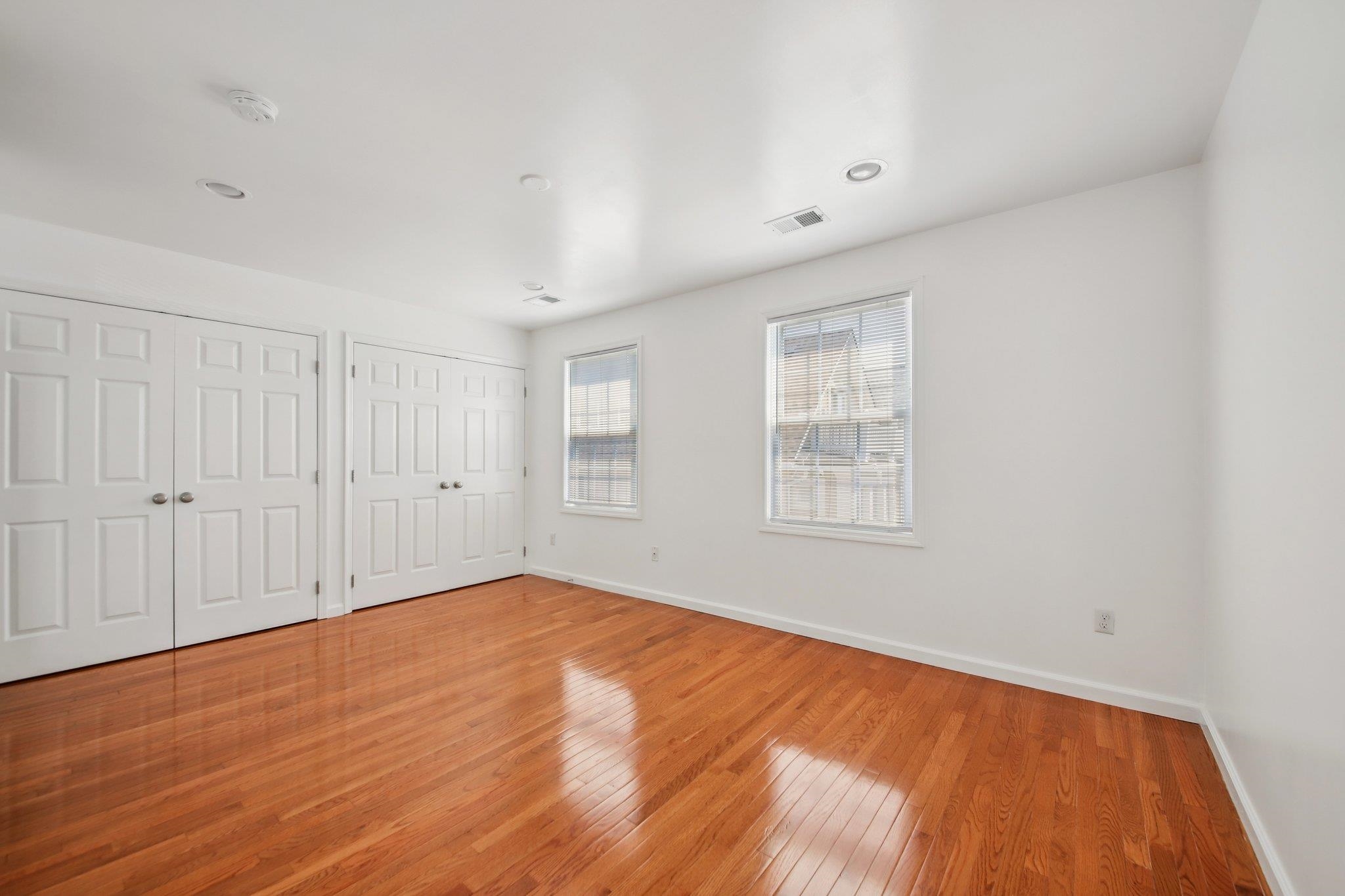 314 AVENUE B Unit: 2