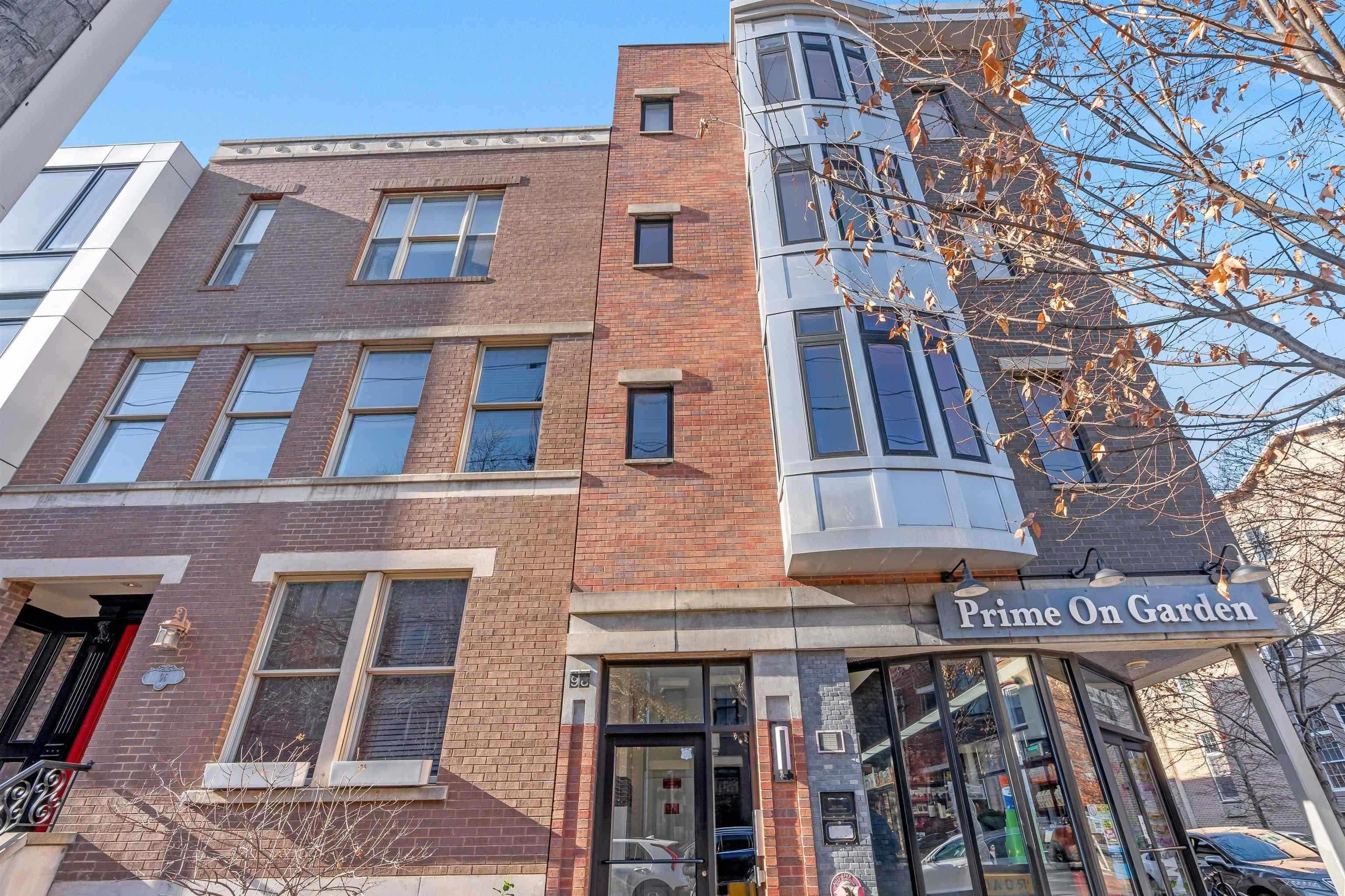 98 GARDEN ST Unit: 3
