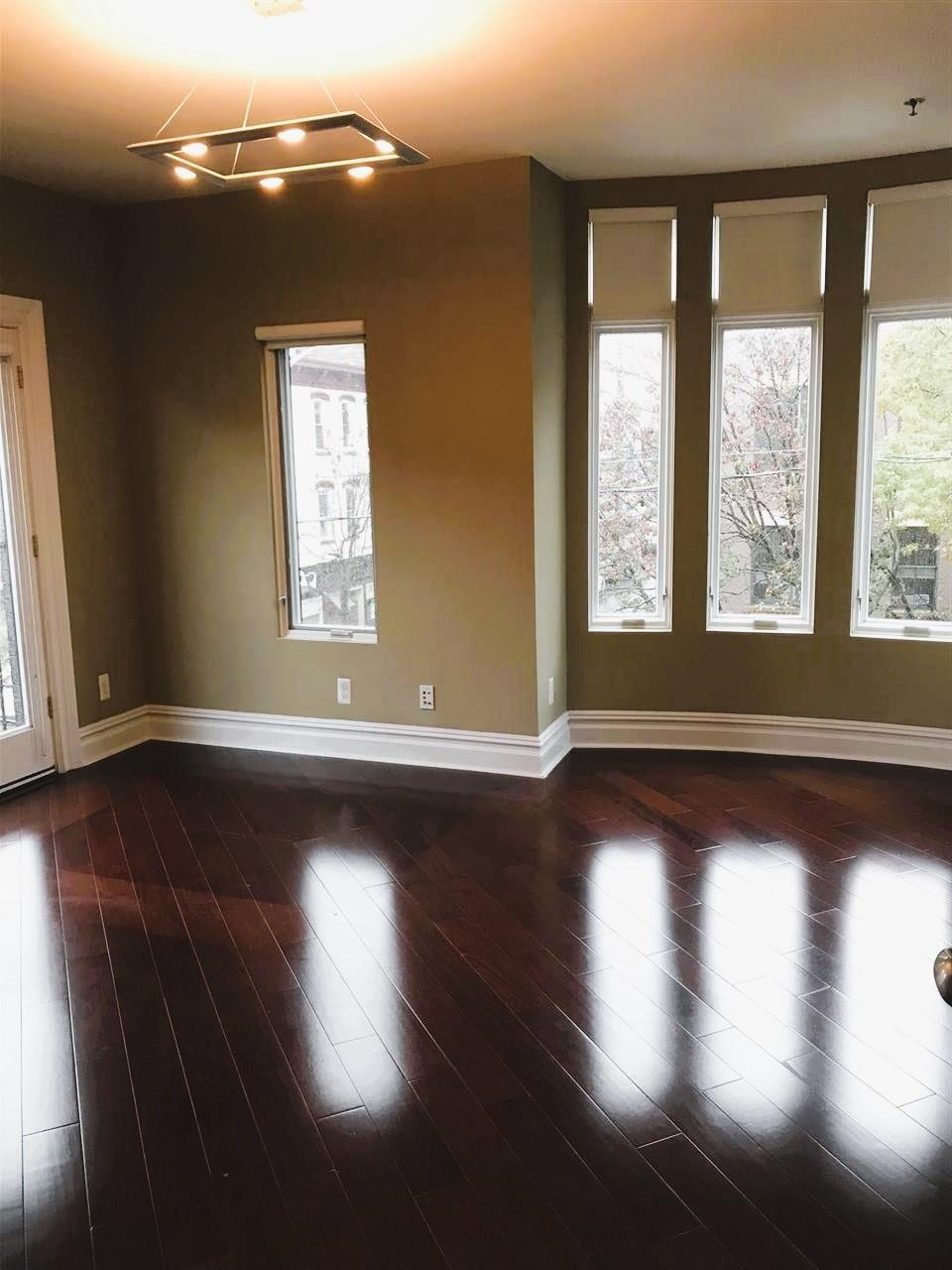 98 GARDEN ST Unit: 3