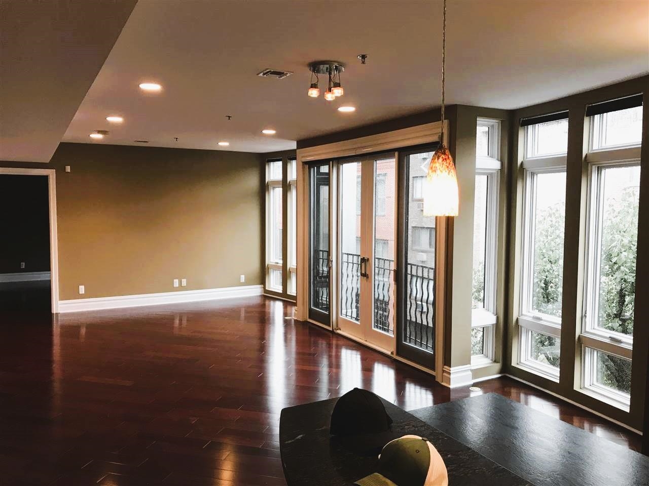 98 GARDEN ST Unit: 3