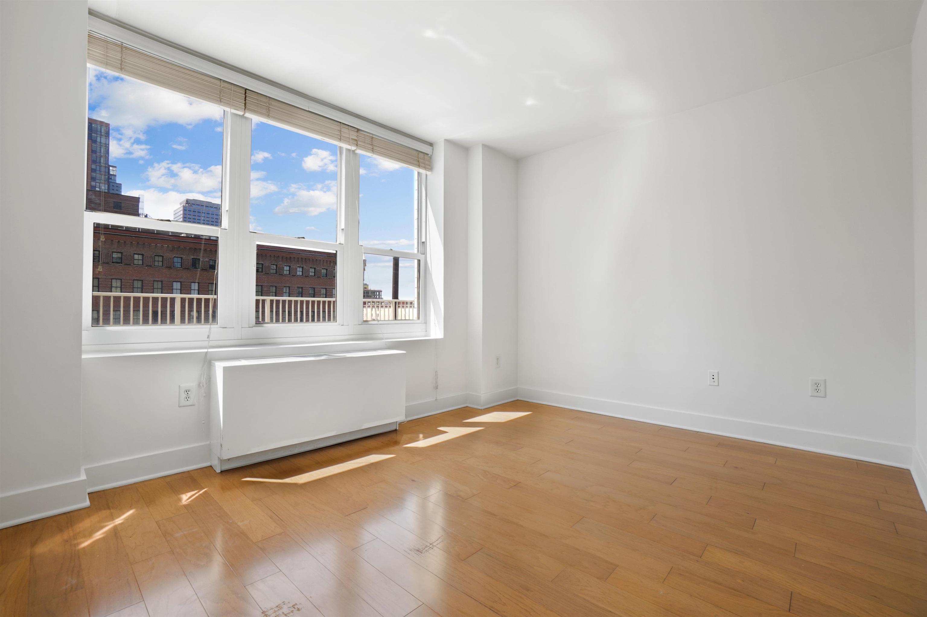 88 MORGAN ST Unit: 801