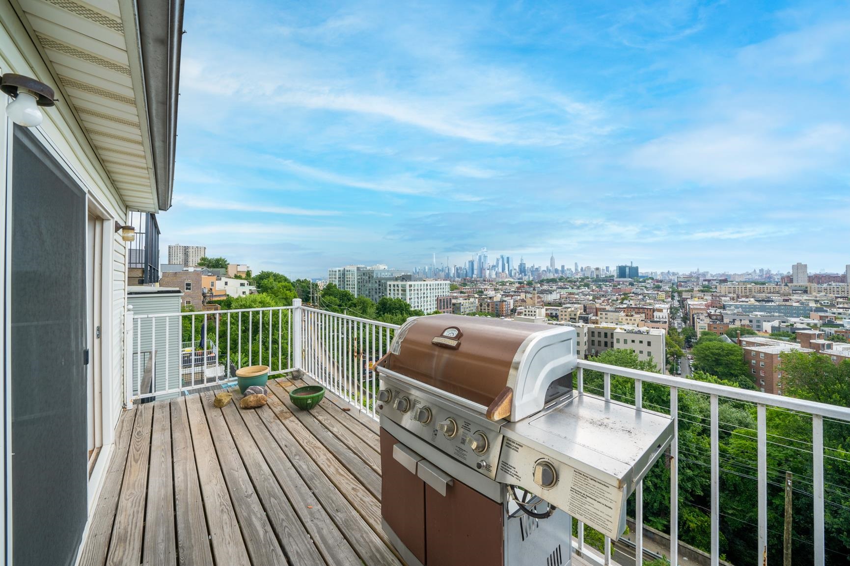 352 OGDEN AVE Unit: 2