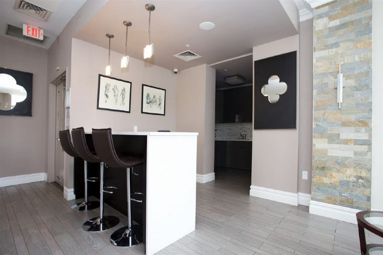20 2ND ST Unit: 207