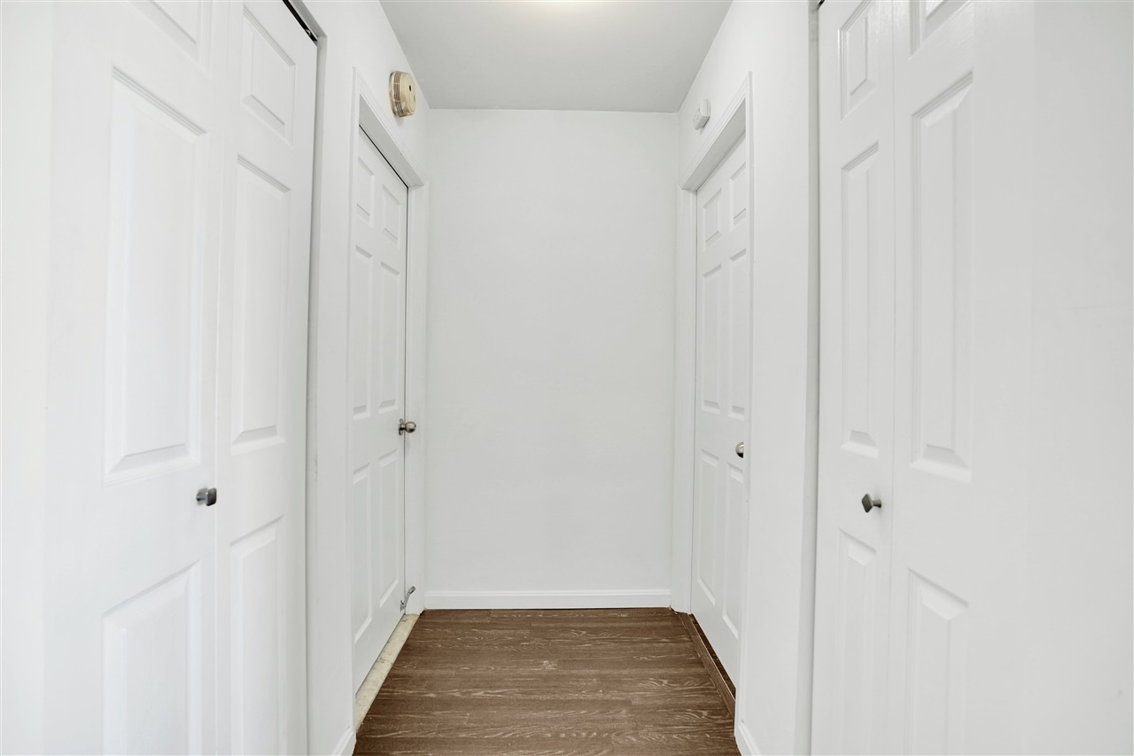 20 2ND ST Unit: 207