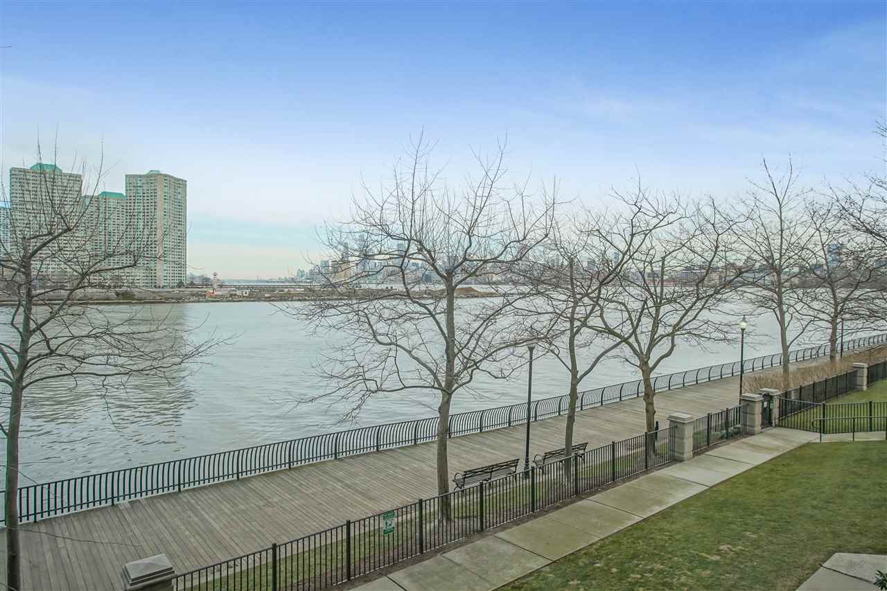 20 2ND ST Unit: 207