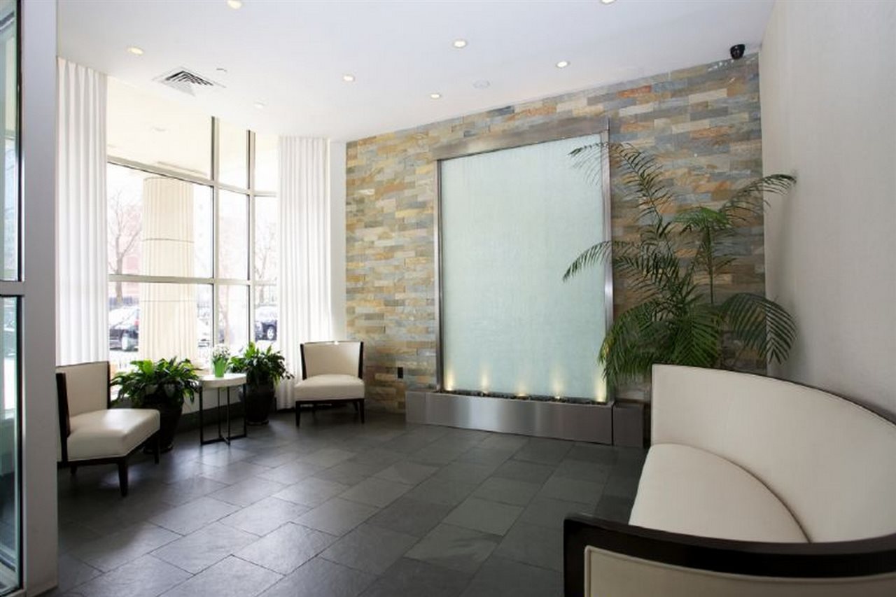 20 2ND ST Unit: 207