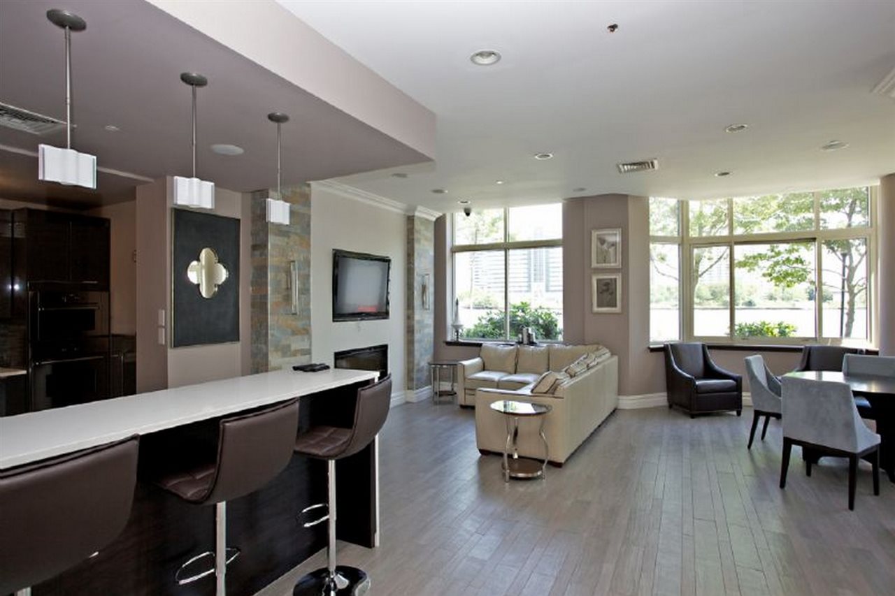 20 2ND ST Unit: 207
