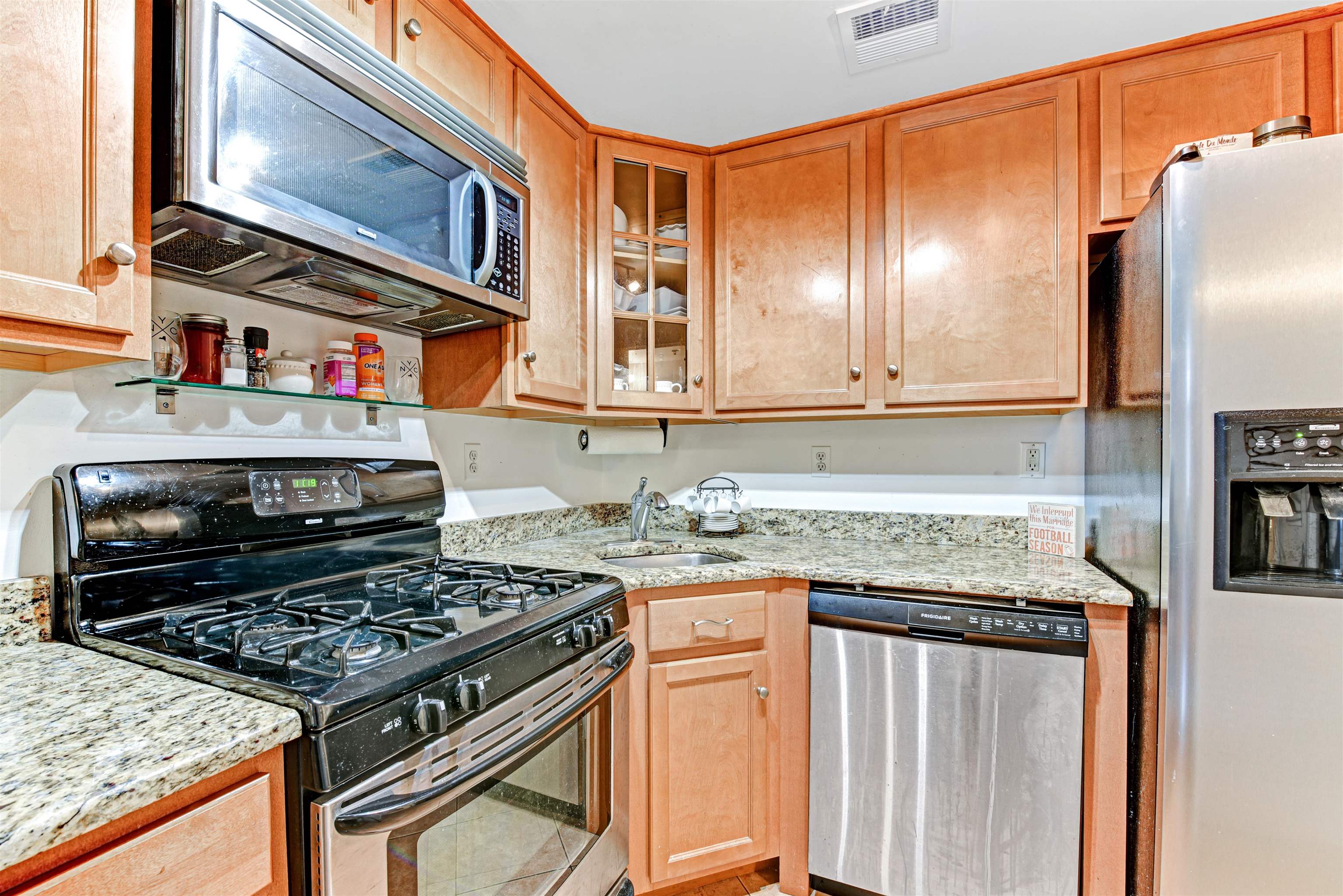 407 MONROE ST Unit: 2C