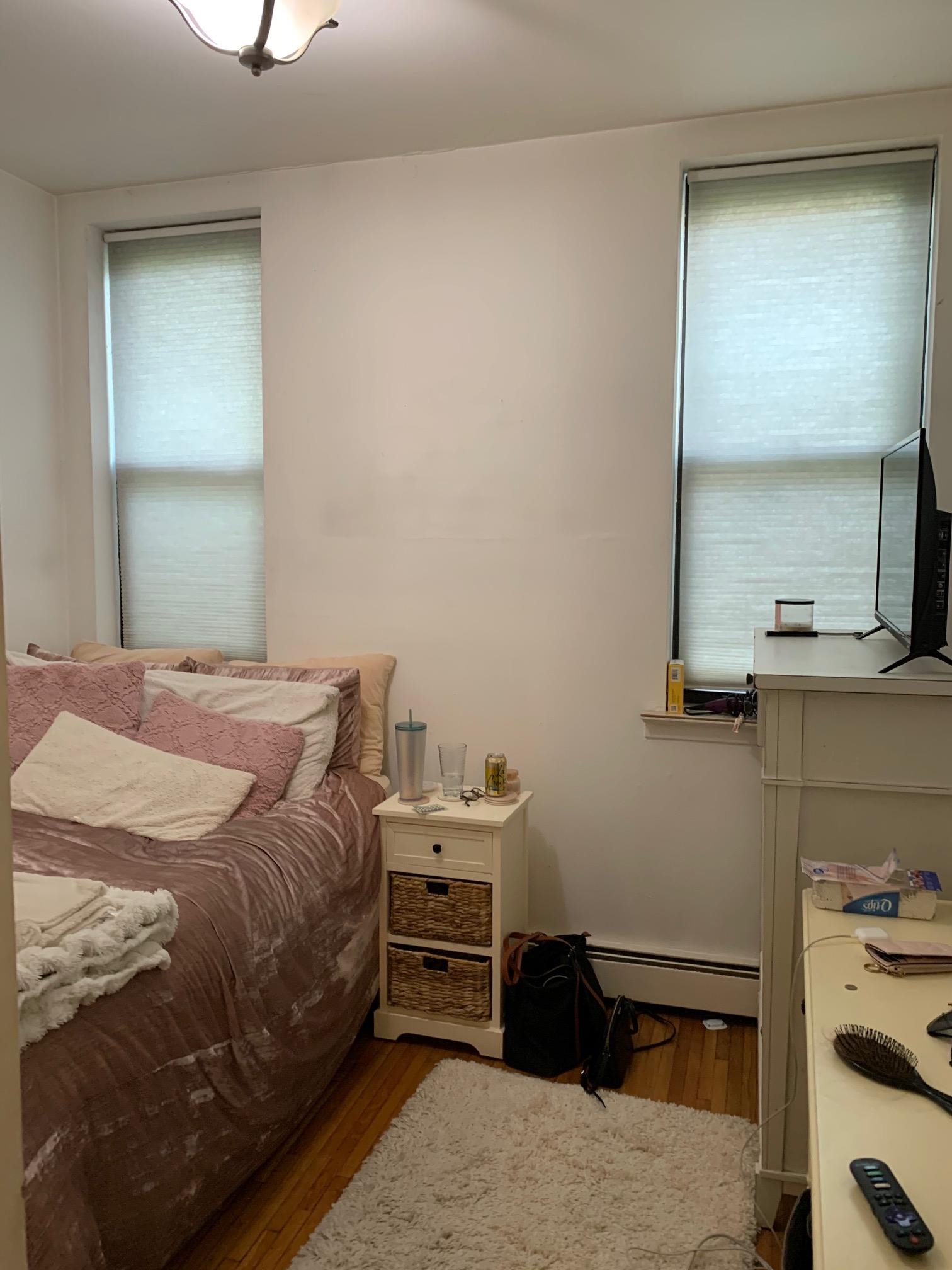 554 OBSERVER HIGHWAY Unit: 2R