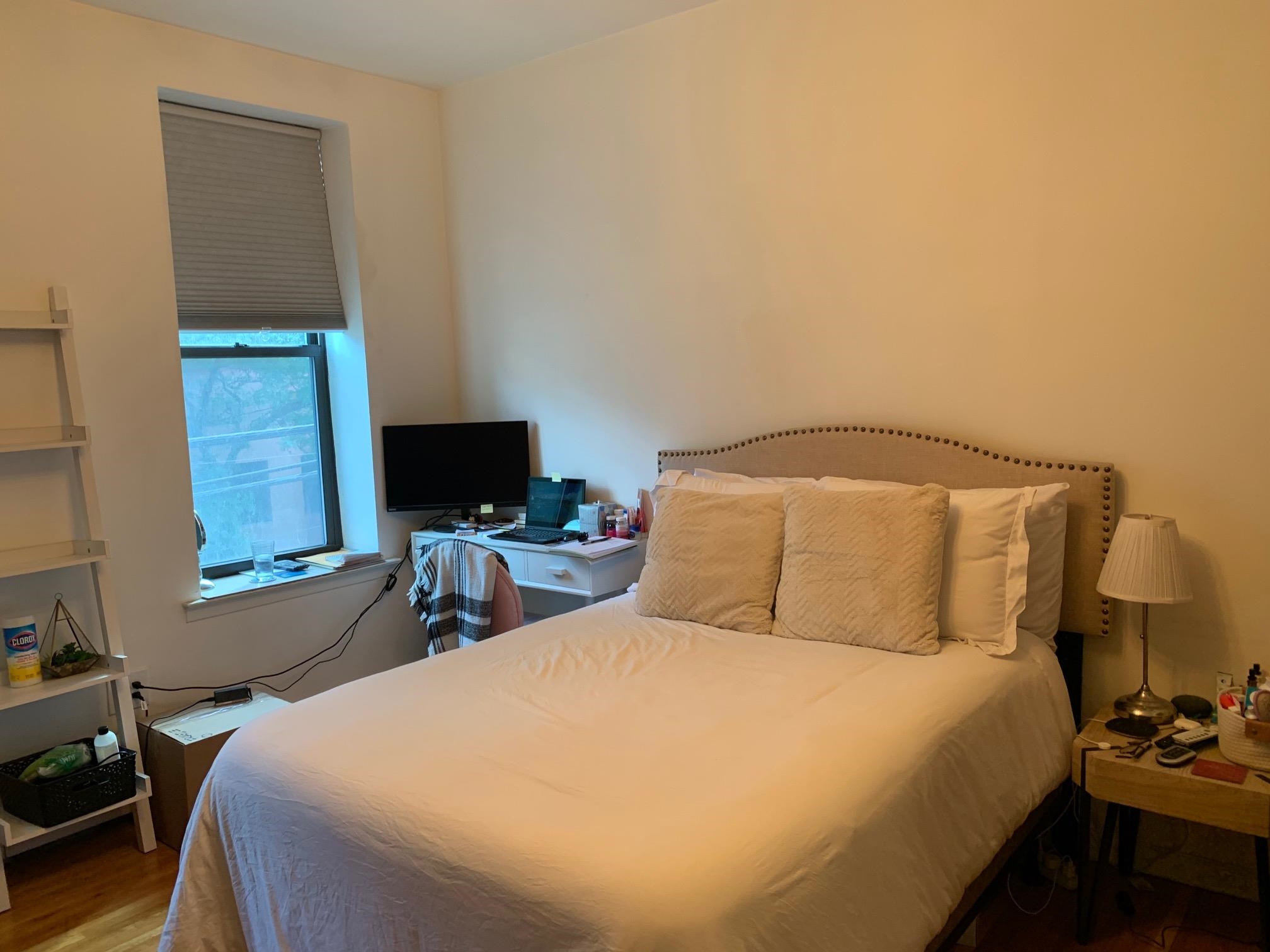 554 OBSERVER HIGHWAY Unit: 2R