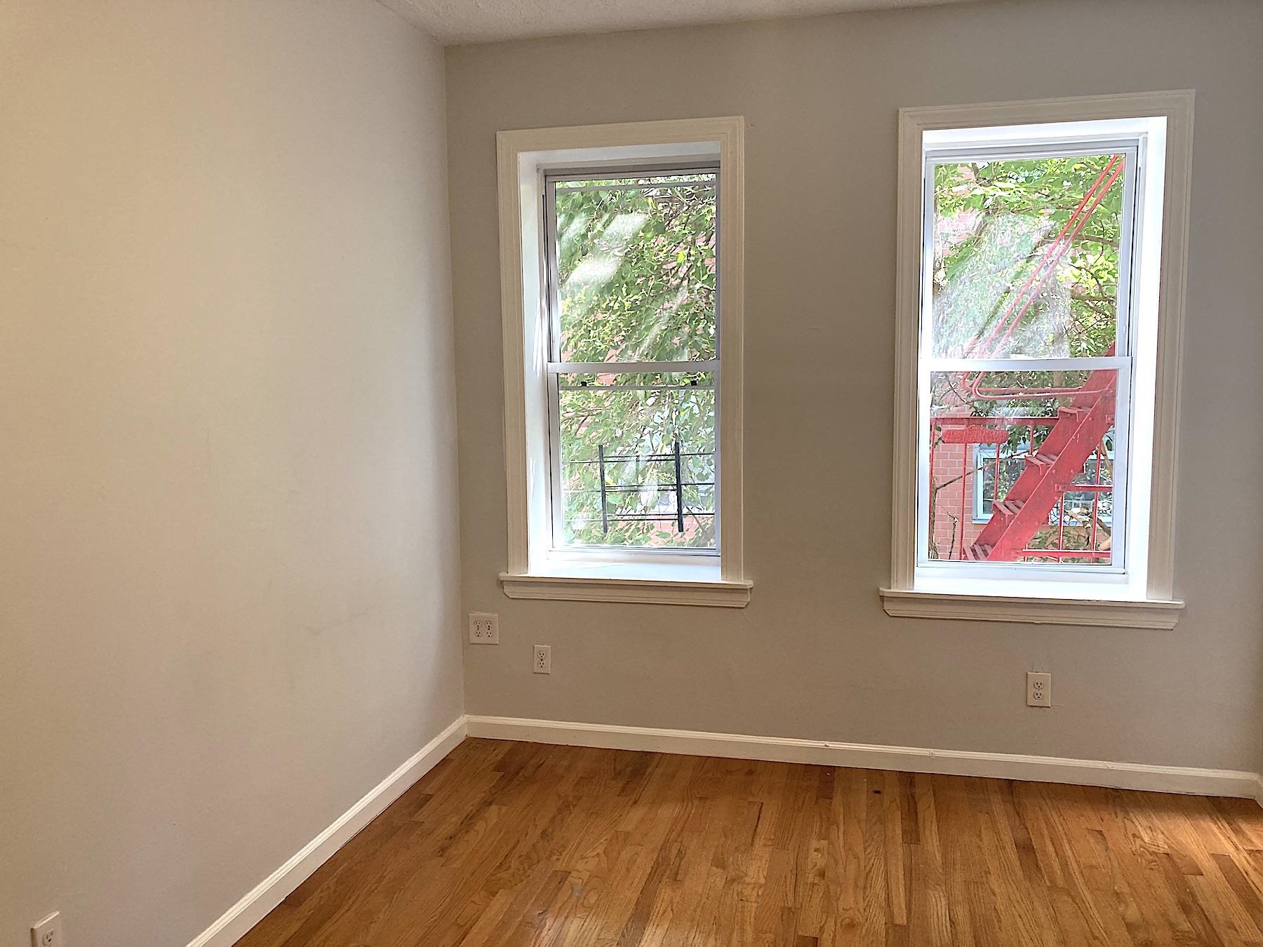 5600 HUDSON AVE Unit: 7