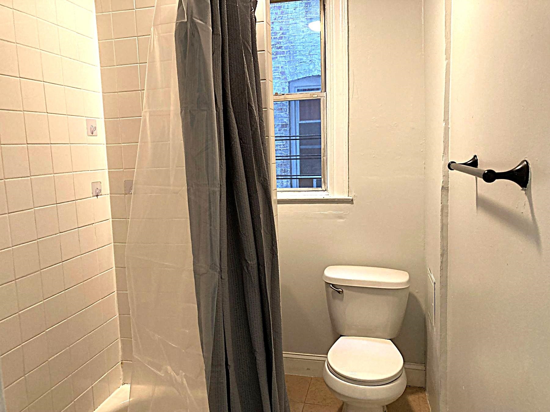 5600 HUDSON AVE Unit: 7