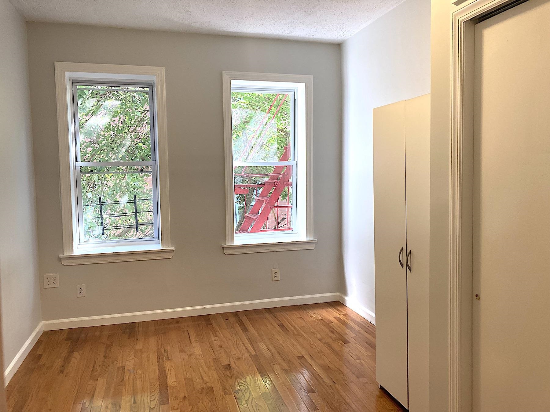 5600 HUDSON AVE Unit: 7