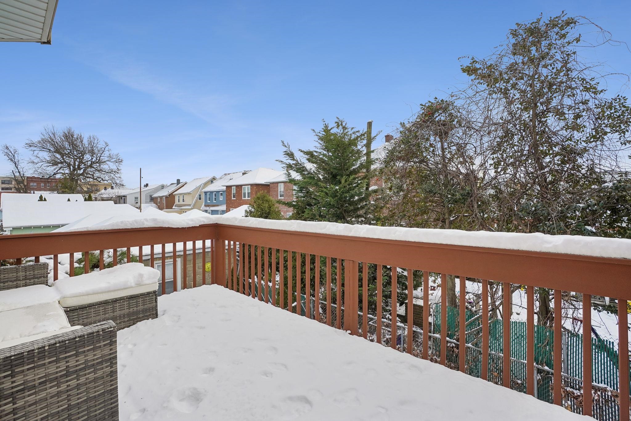 386A PARK AVE Unit: #A