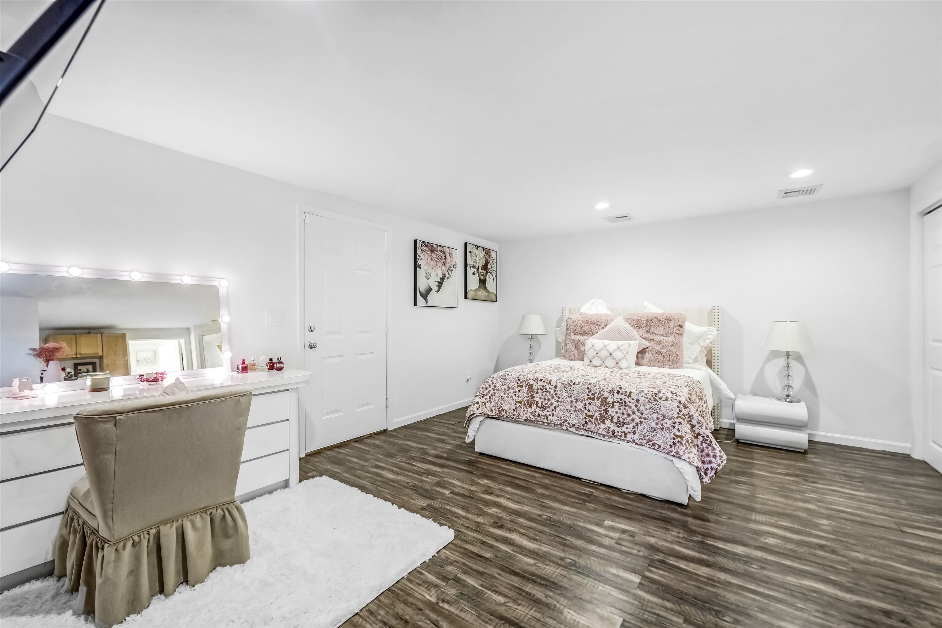 386A PARK AVE Unit: #A